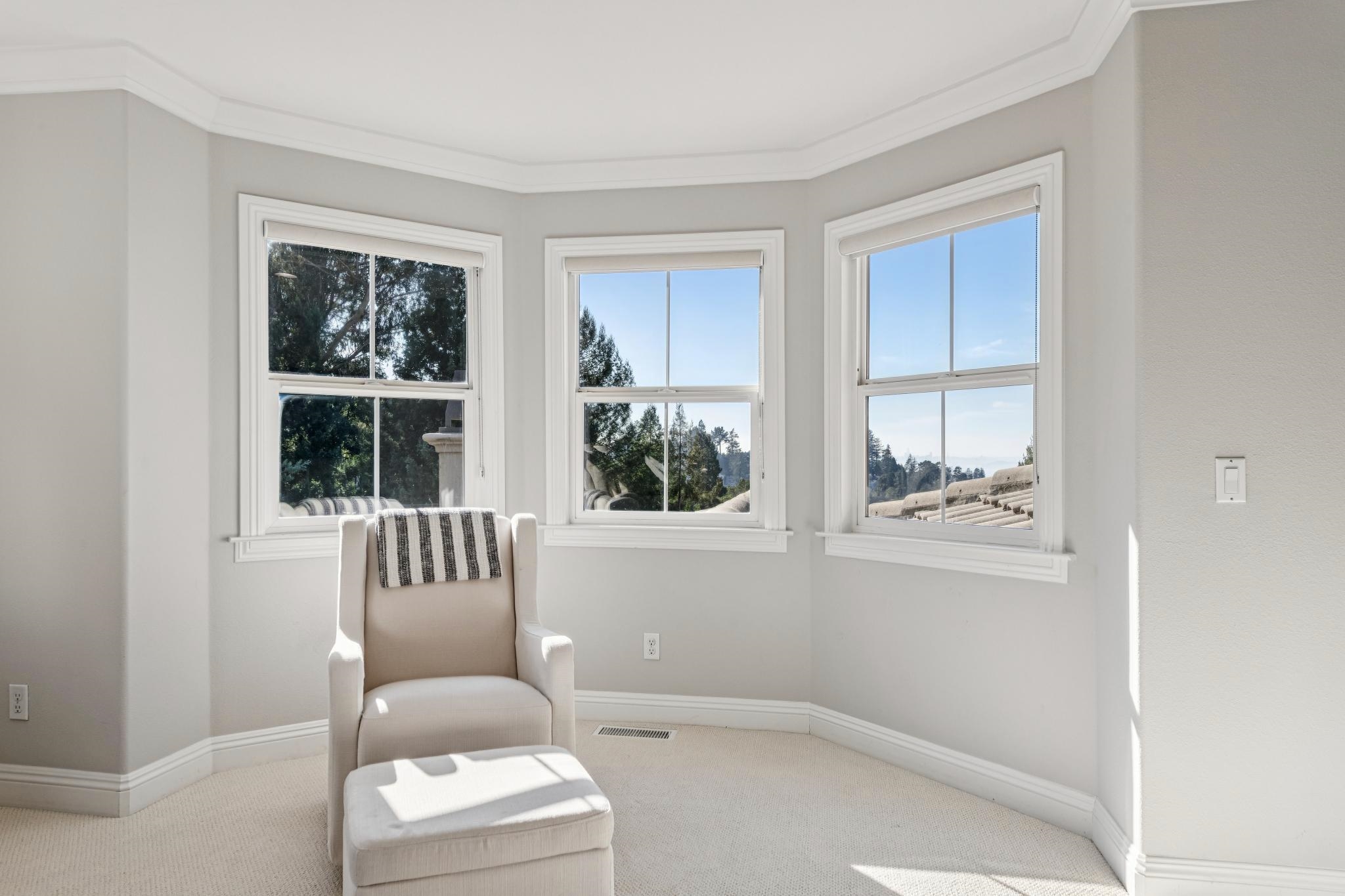 Detail Gallery Image 32 of 60 For 6194 Mazuela Dr, Oakland,  CA 94611 - 4 Beds | 4 Baths