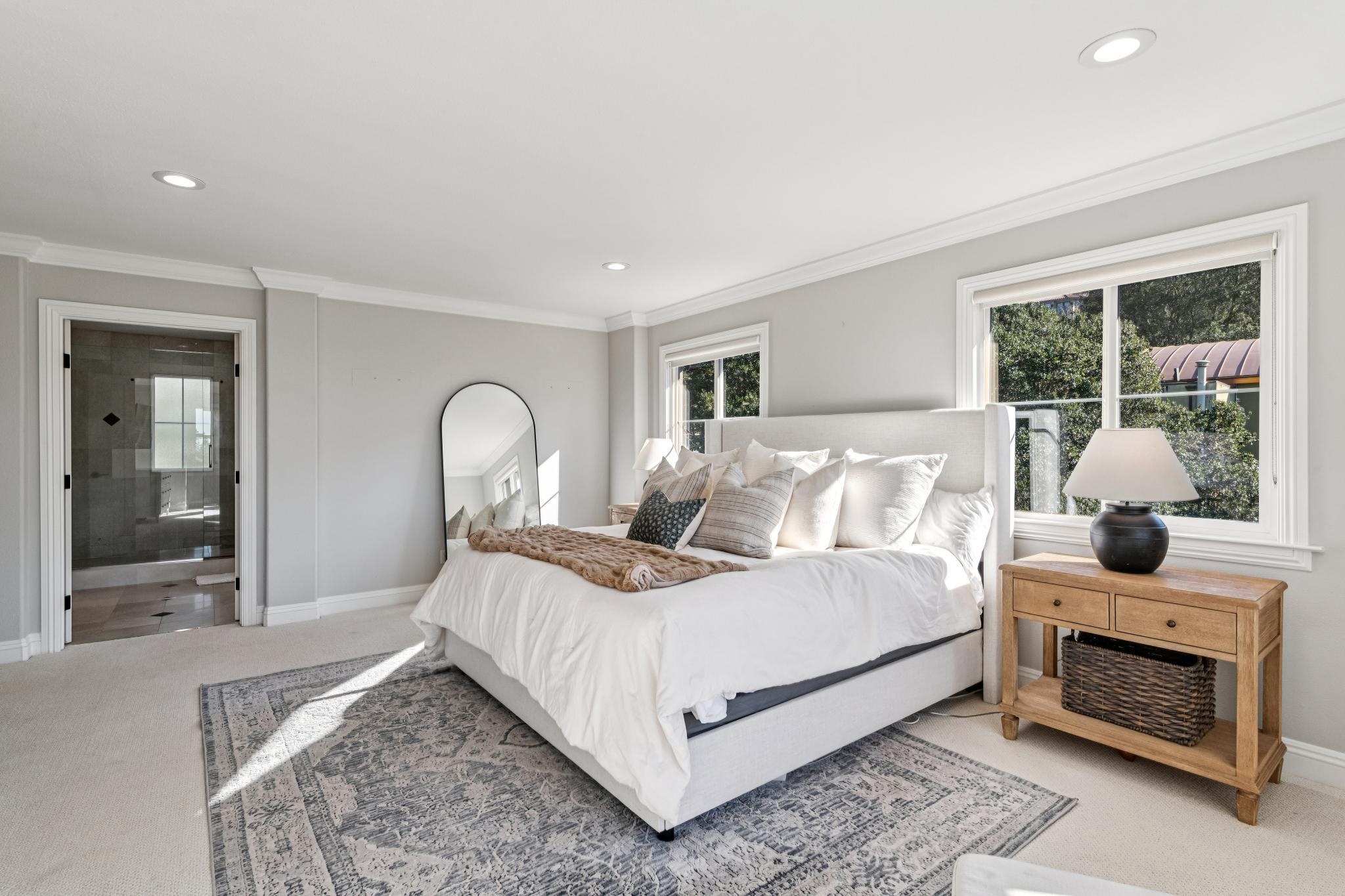 Detail Gallery Image 33 of 60 For 6194 Mazuela Dr, Oakland,  CA 94611 - 4 Beds | 4 Baths