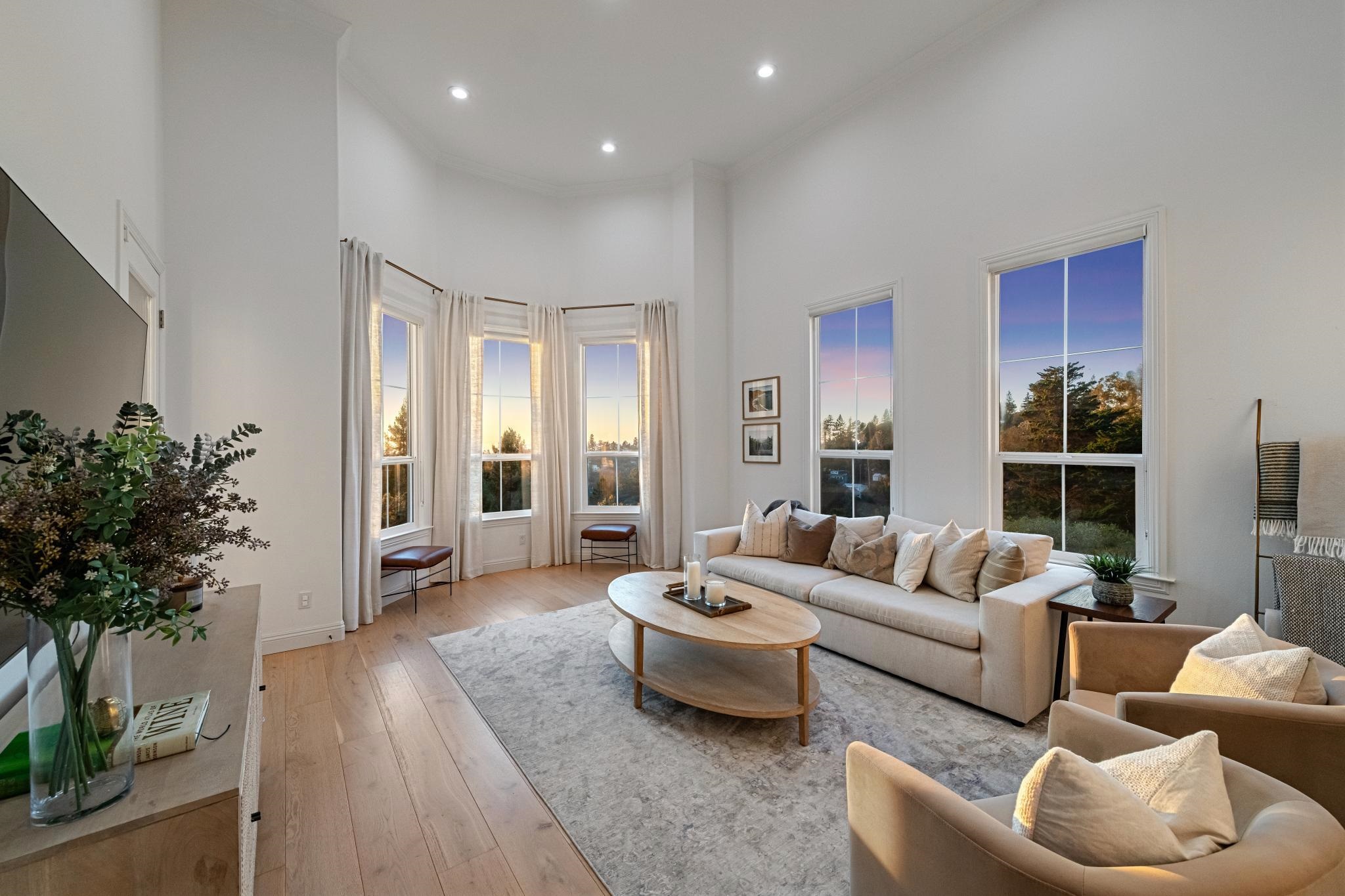 Detail Gallery Image 51 of 60 For 6194 Mazuela Dr, Oakland,  CA 94611 - 4 Beds | 4 Baths