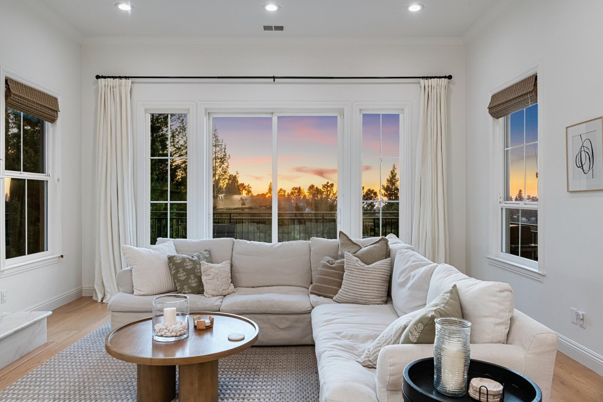 Detail Gallery Image 53 of 60 For 6194 Mazuela Dr, Oakland,  CA 94611 - 4 Beds | 4 Baths