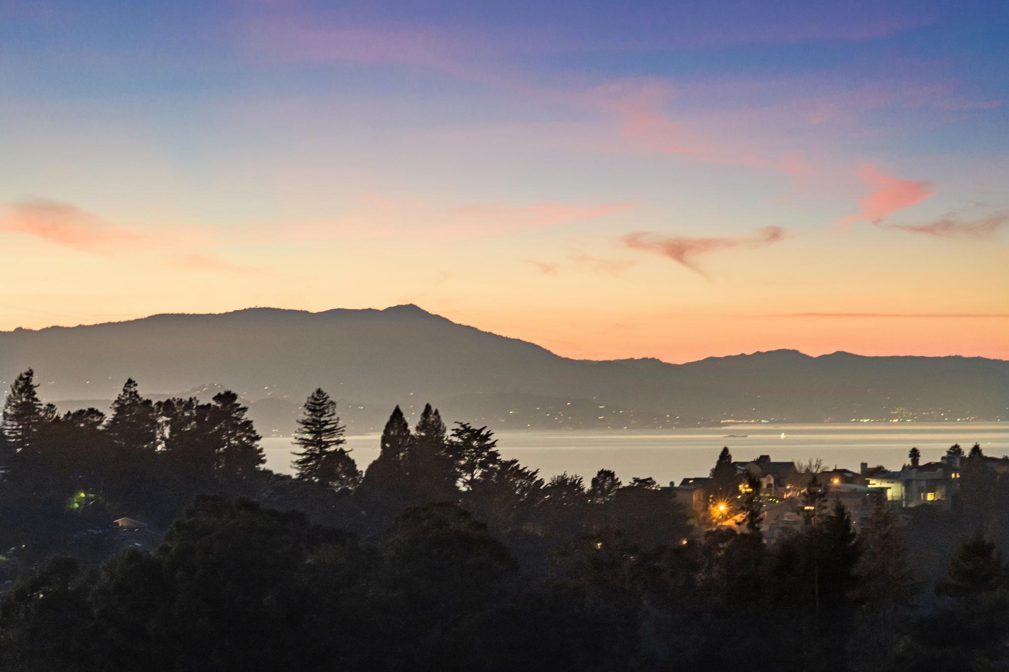 Detail Gallery Image 56 of 60 For 6194 Mazuela Dr, Oakland,  CA 94611 - 4 Beds | 4 Baths