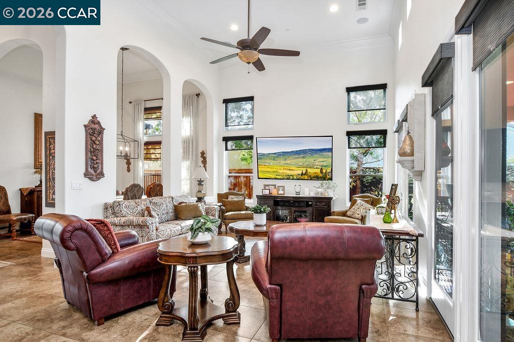 Detail Gallery Image 14 of 60 For 1155 Saint Julien St, Brentwood,  CA 94513 - 2 Beds | 2/1 Baths