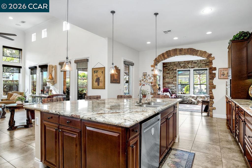 Detail Gallery Image 20 of 60 For 1155 Saint Julien St, Brentwood,  CA 94513 - 2 Beds | 2/1 Baths