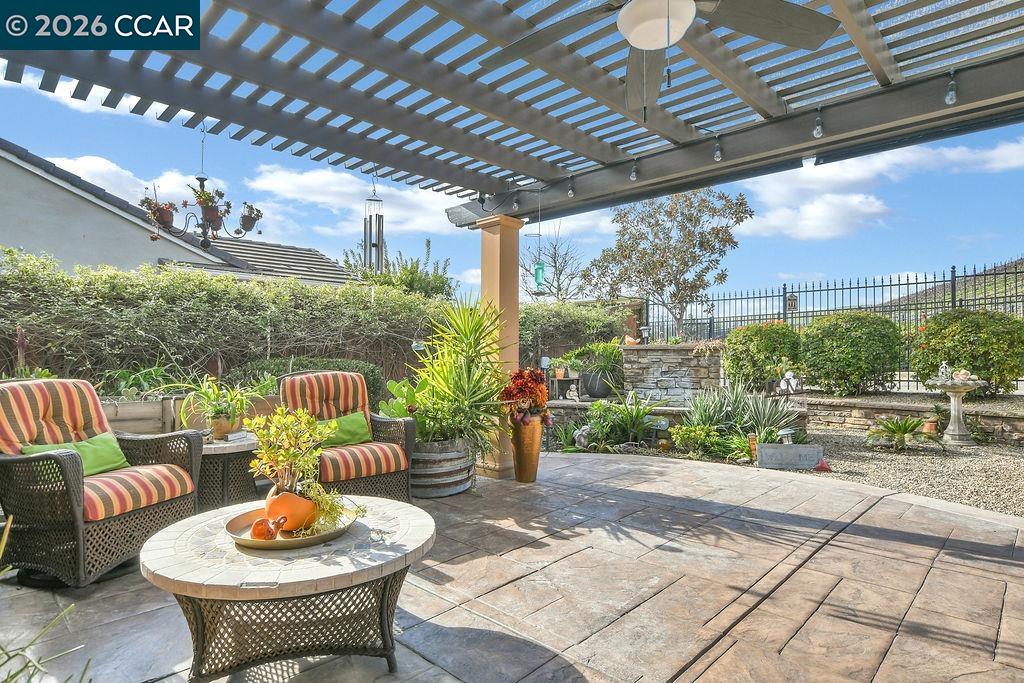 Detail Gallery Image 40 of 60 For 1155 Saint Julien St, Brentwood,  CA 94513 - 2 Beds | 2/1 Baths