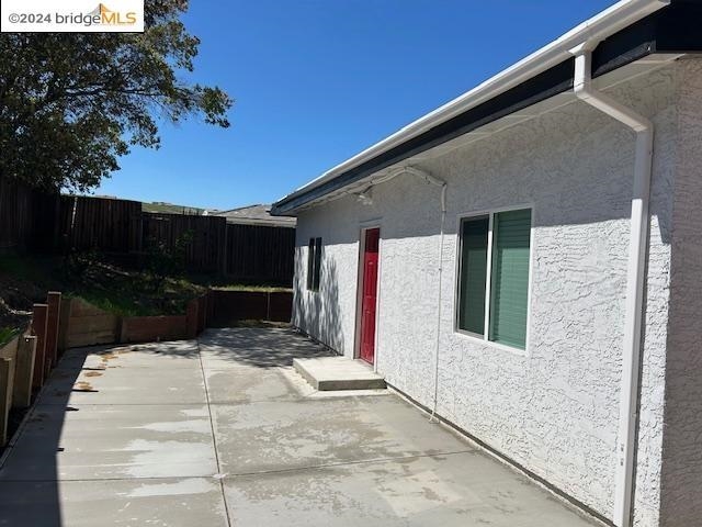 Front Image Thumbnail for EB41123799