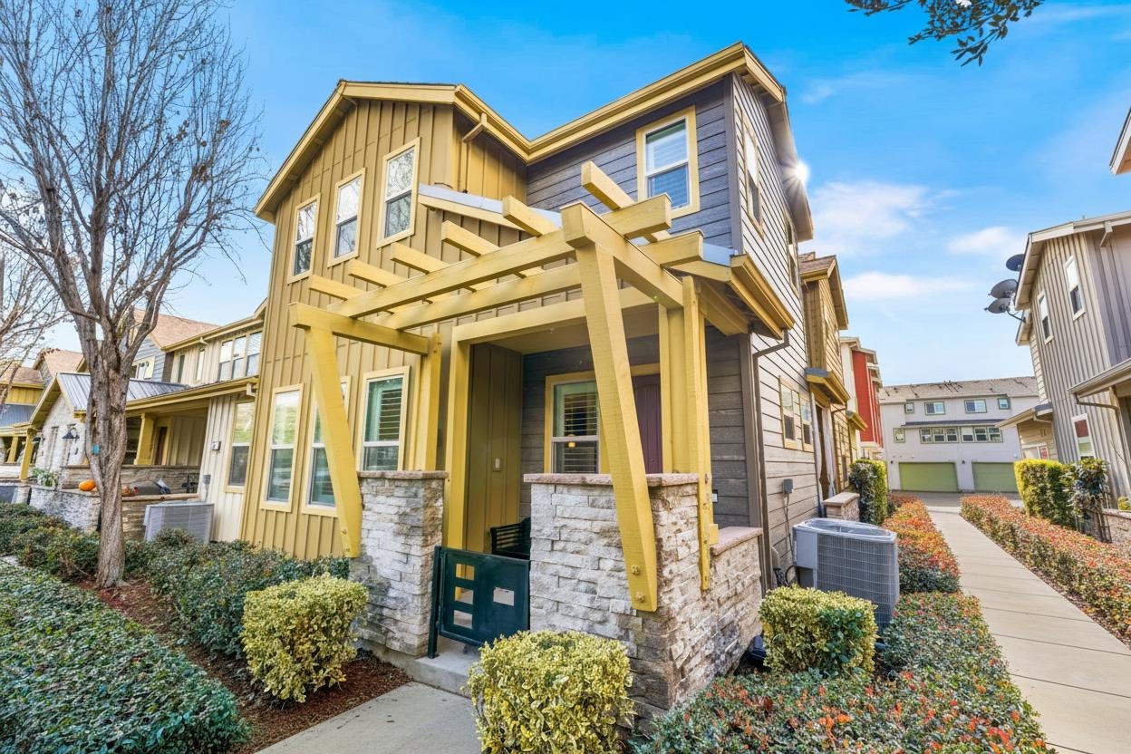 Photo #1: 41123800 Listing: Photo #1