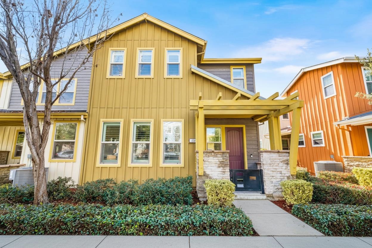 Photo #2: 41123800 Listing: Photo #2