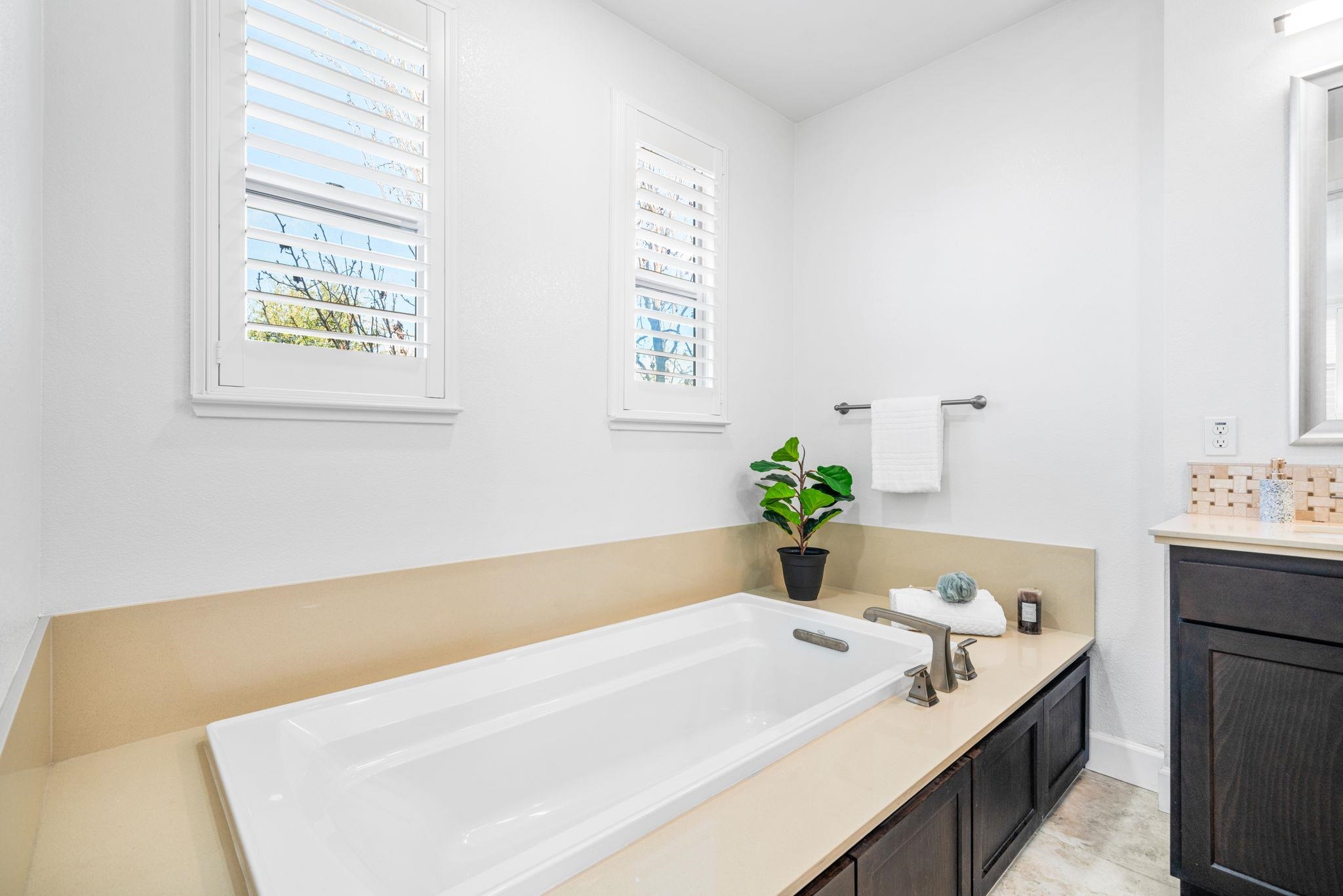 Photo #32: 41123800 Listing: Photo #32