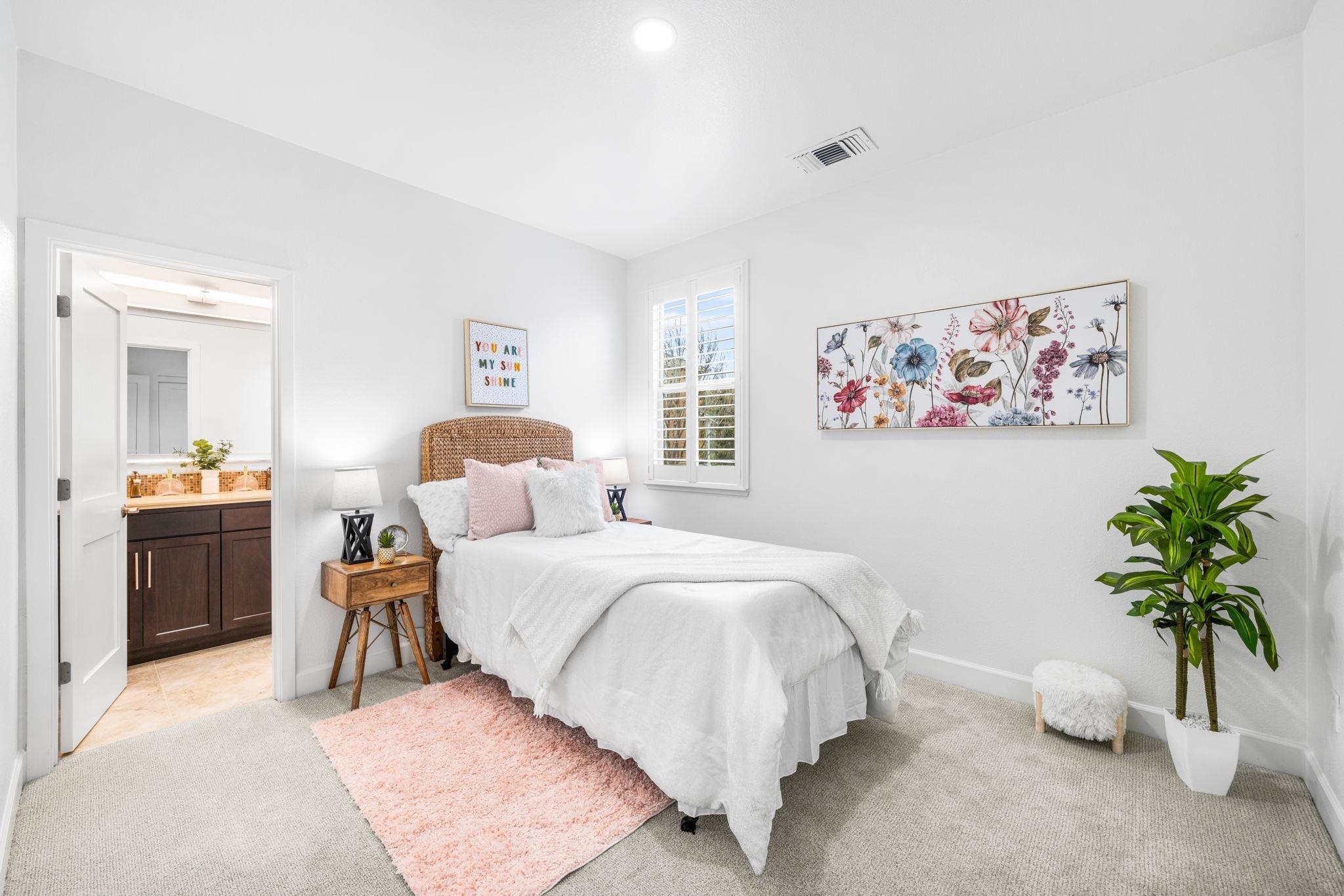 Photo #42: 41123800 Listing: Photo #42