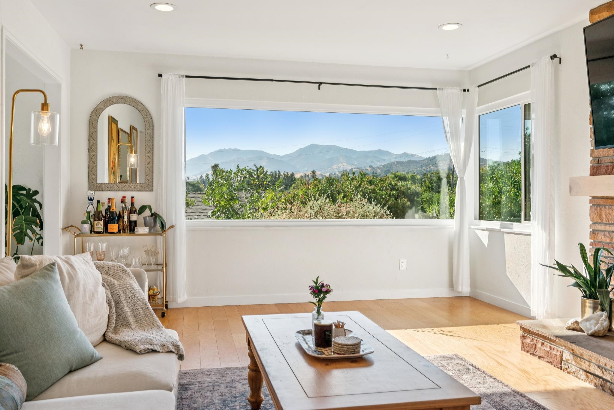 Detail Gallery Image 5 of 31 For 4055 Kimberly Pl, Concord,  CA 94521 - 3 Beds | 1/1 Baths