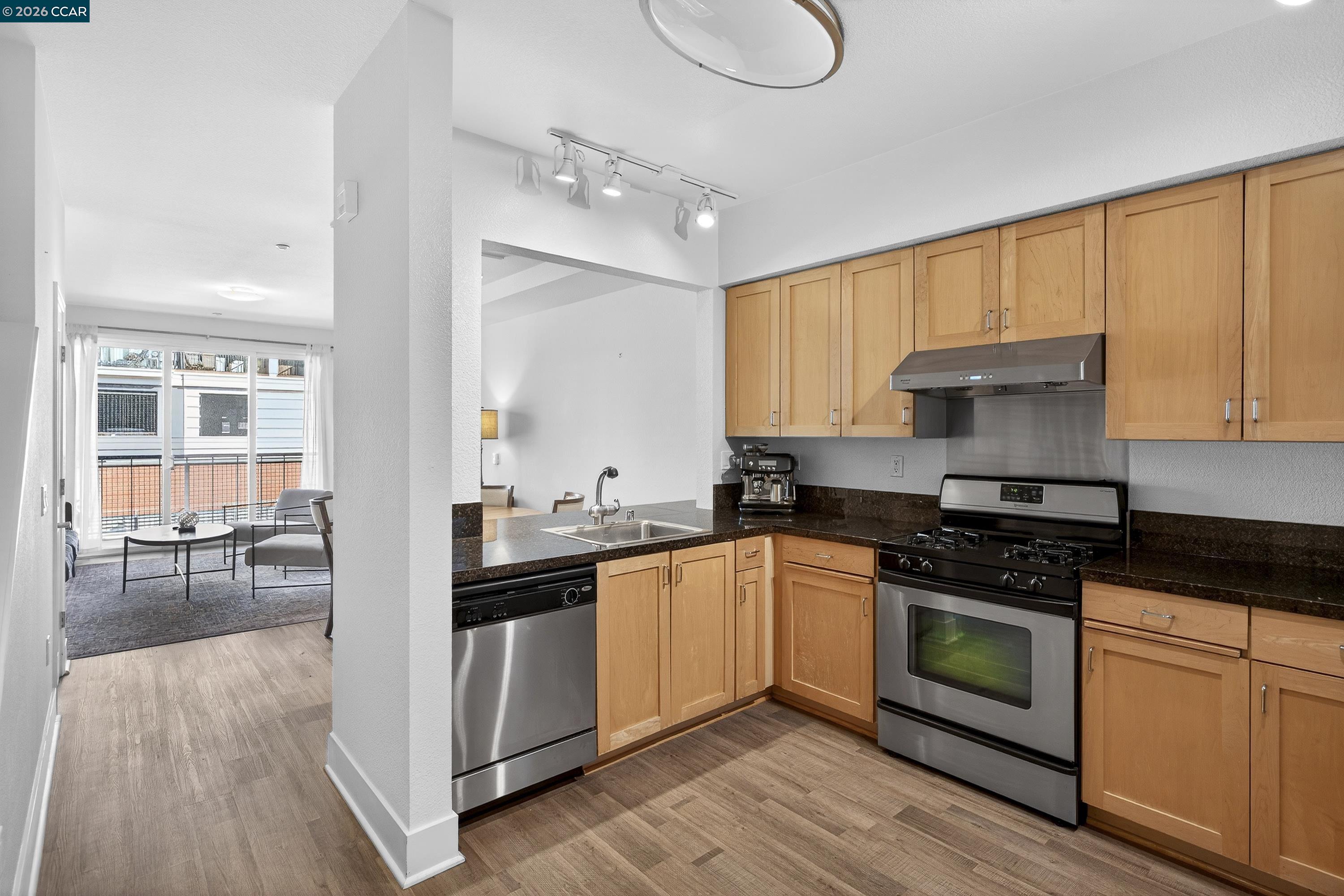 Photo #11: 41123807 Listing: Photo #11