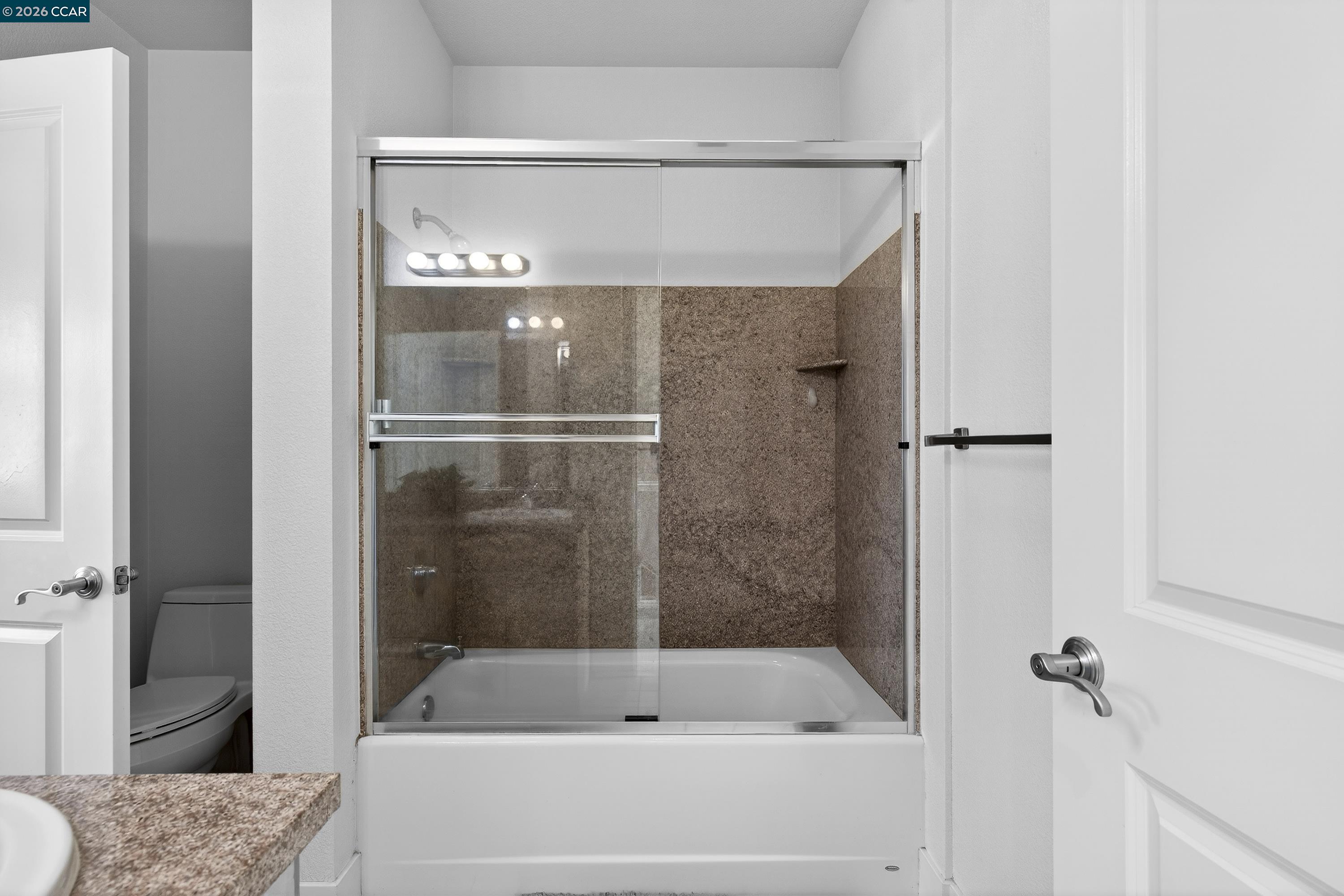 Photo #31: 41123807 Listing: Photo #31