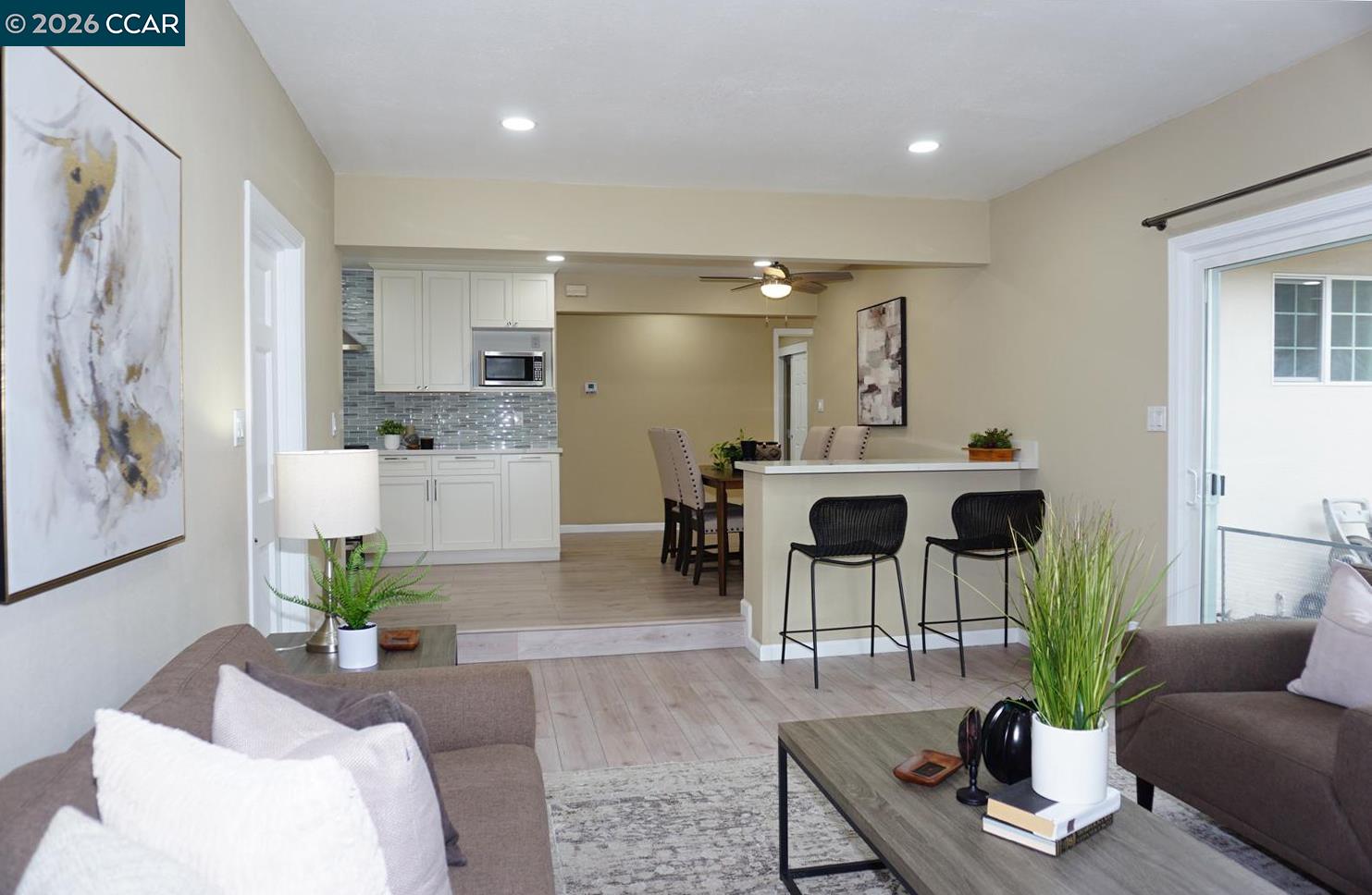 Detail Gallery Image 20 of 43 For 3474 Woodside Ln, San Jose,  CA 95121 - 4 Beds | 2 Baths