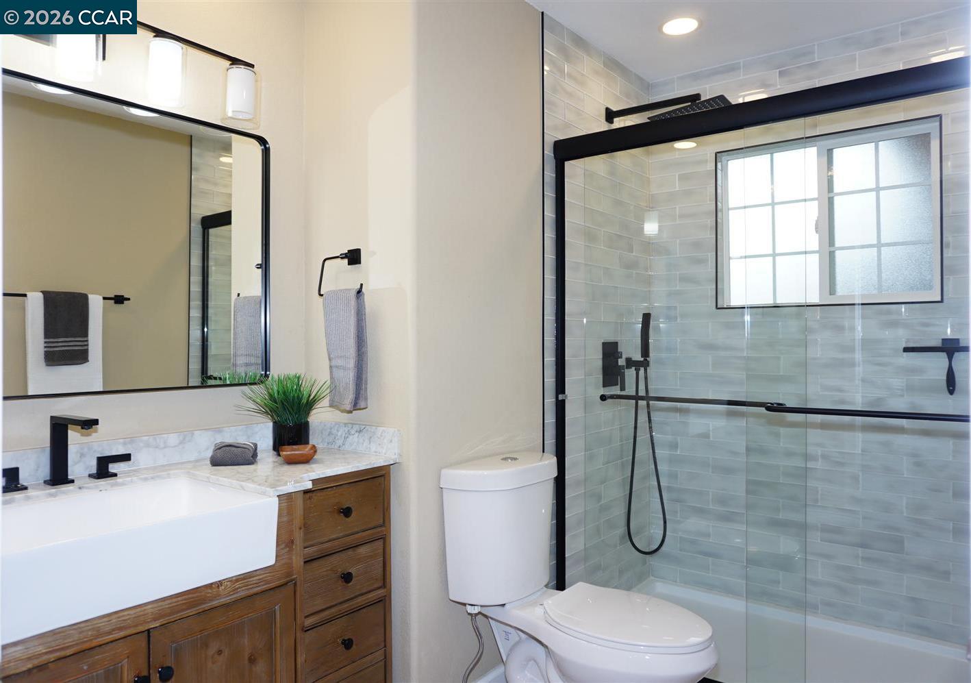 Detail Gallery Image 22 of 43 For 3474 Woodside Ln, San Jose,  CA 95121 - 4 Beds | 2 Baths