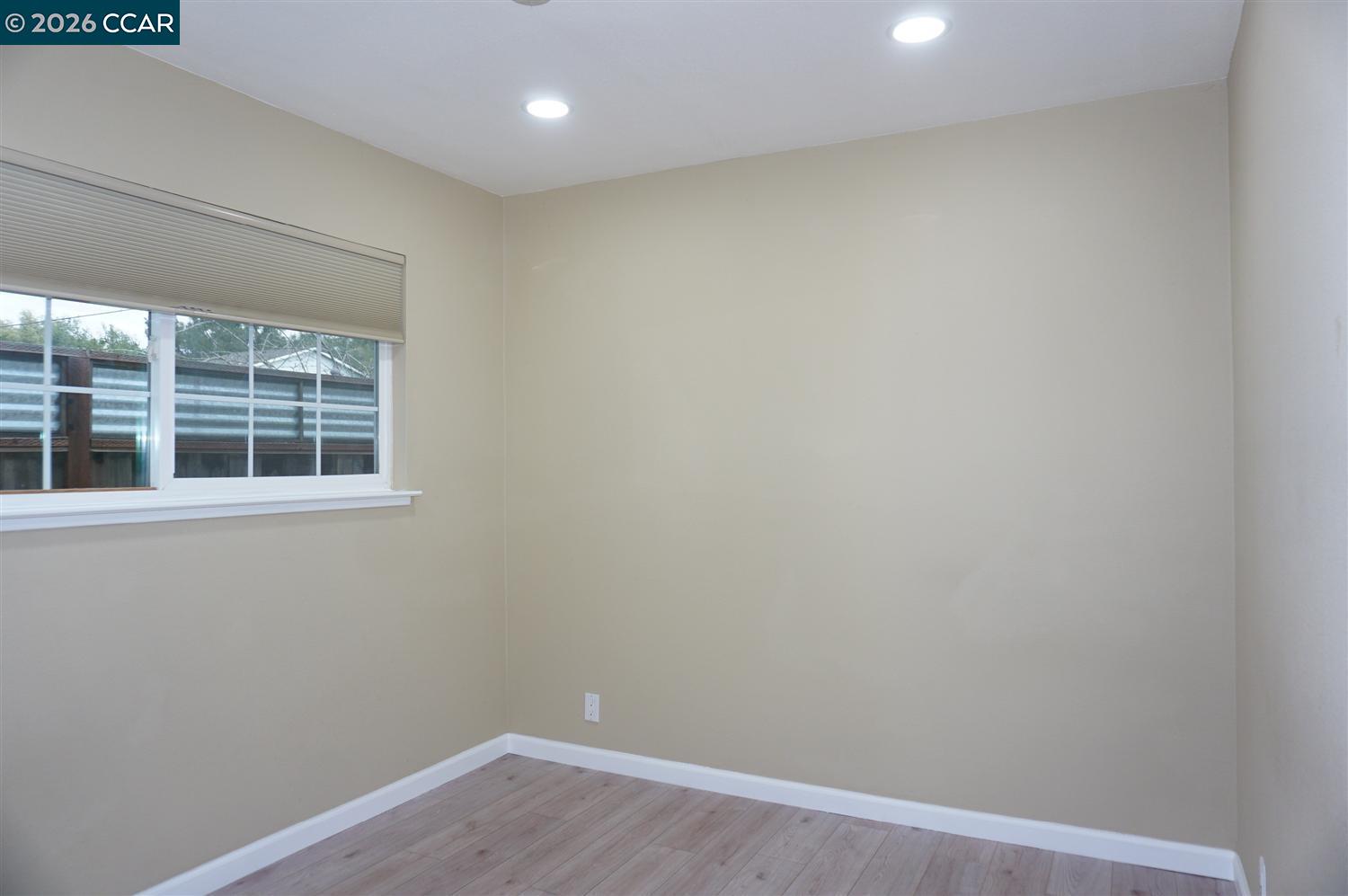 Detail Gallery Image 26 of 43 For 3474 Woodside Ln, San Jose,  CA 95121 - 4 Beds | 2 Baths