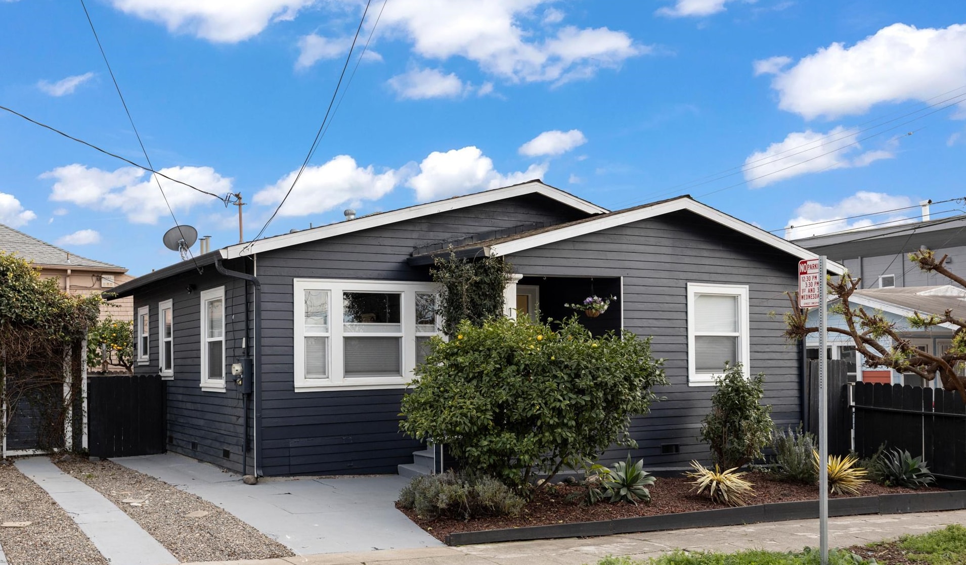 Front Image Thumbnail for EB41123810