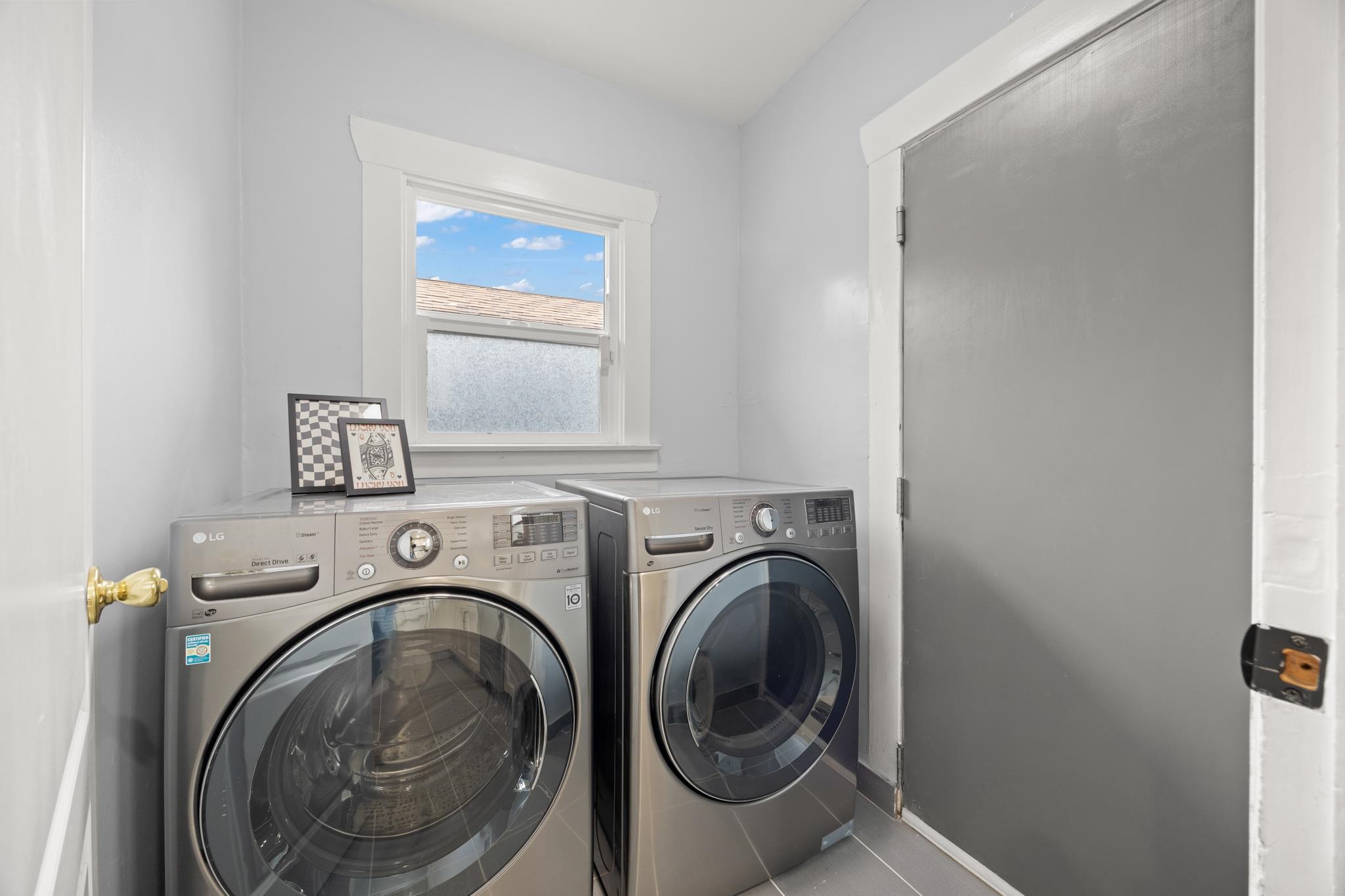 Detail Gallery Image 18 of 43 For 1538 20th Ave, Oakland,  CA 94606 - 2 Beds | 1 Baths