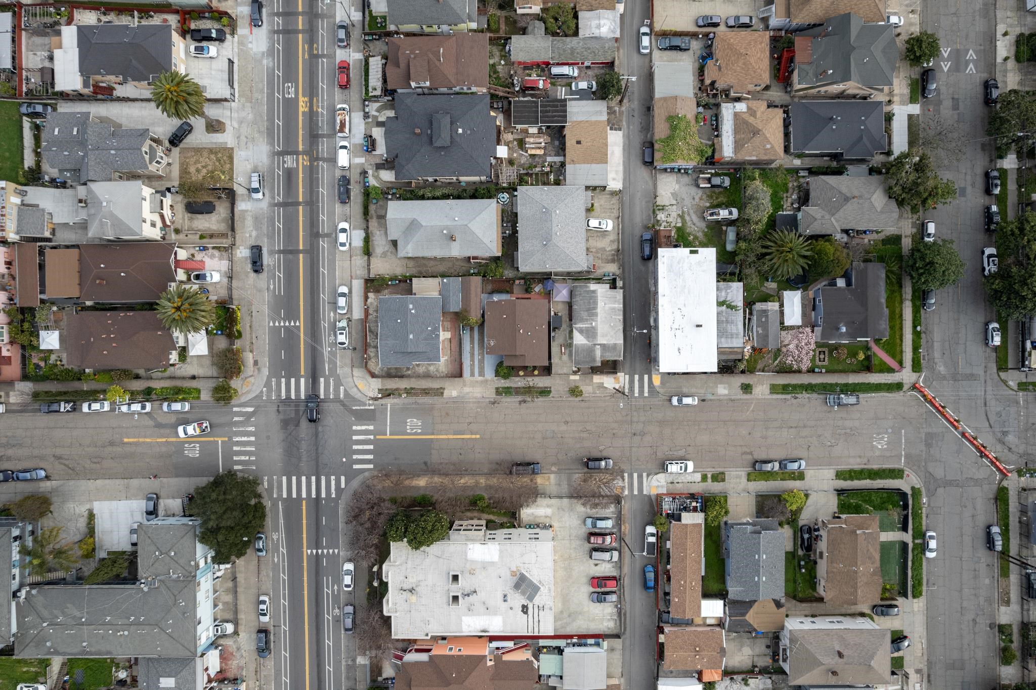 Detail Gallery Image 38 of 43 For 1538 20th Ave, Oakland,  CA 94606 - 2 Beds | 1 Baths