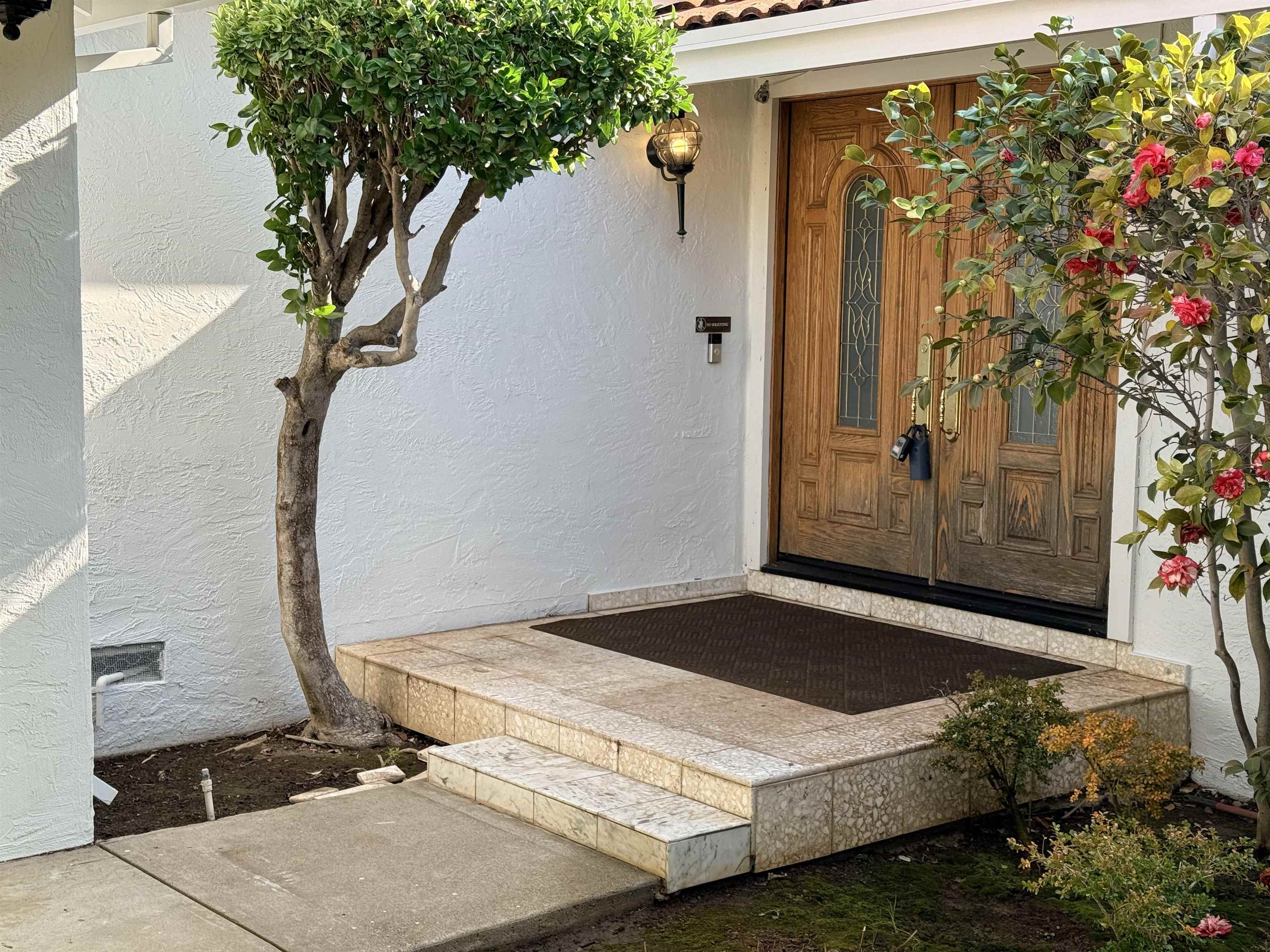 Detail Gallery Image 2 of 14 For 2883 Bowling Green Dr, Walnut Creek,  CA 94598 - 4 Beds | 2 Baths