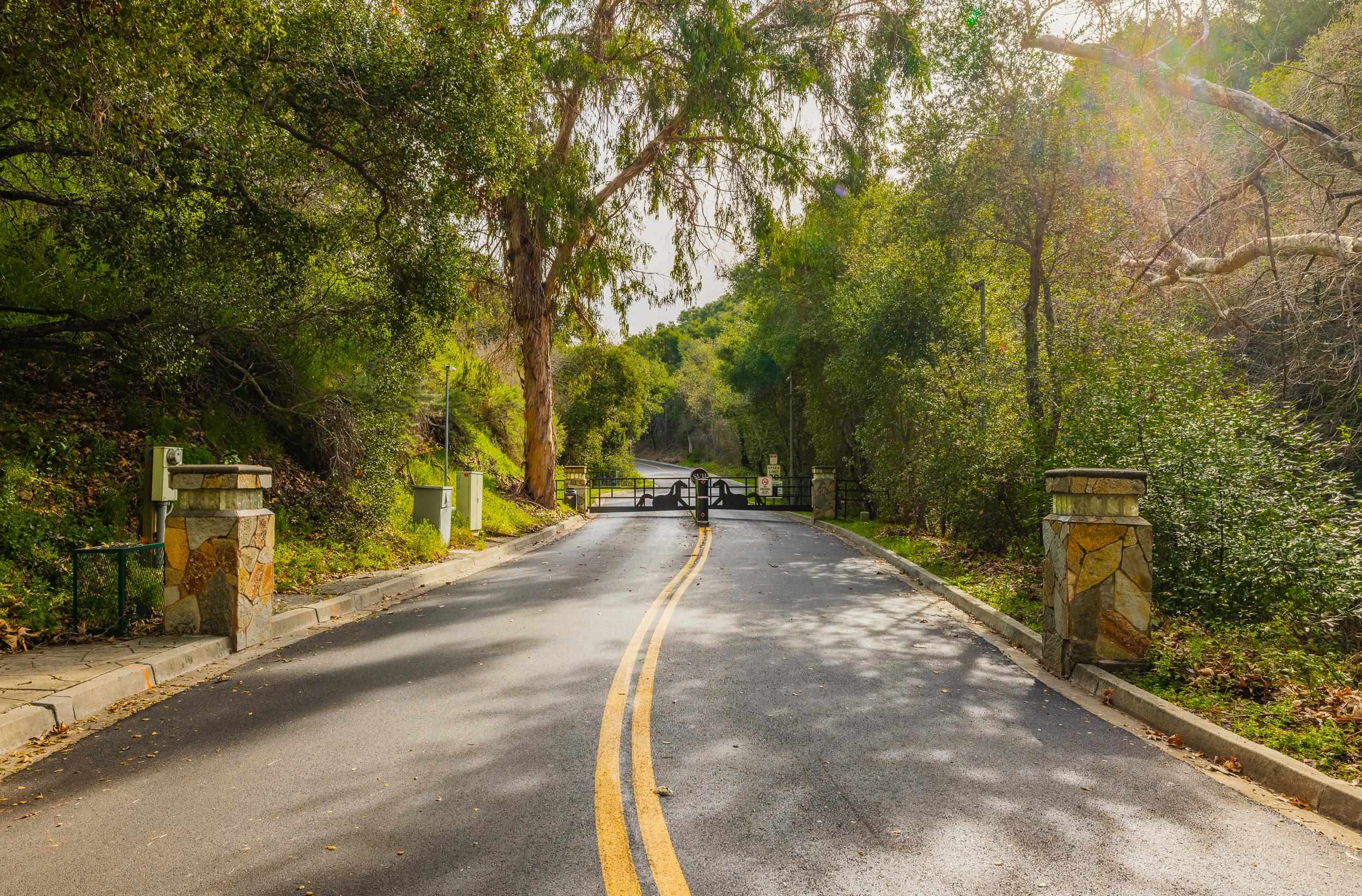 Detail Gallery Image 3 of 16 For 529 Vista Ridge Drive, Milpitas,  CA 95035 - – Beds | – Baths