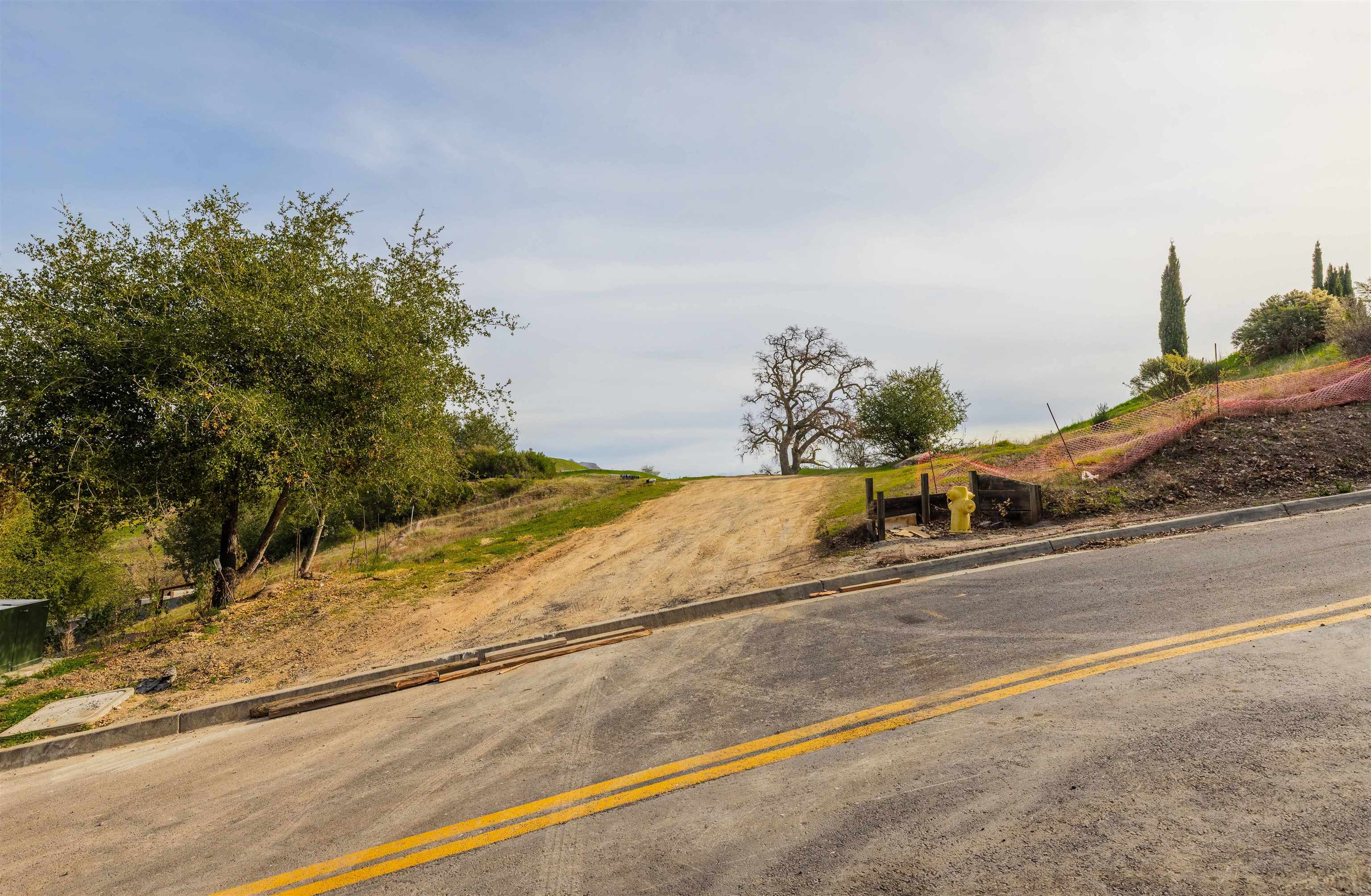 Detail Gallery Image 6 of 16 For 529 Vista Ridge Drive, Milpitas,  CA 95035 - – Beds | – Baths