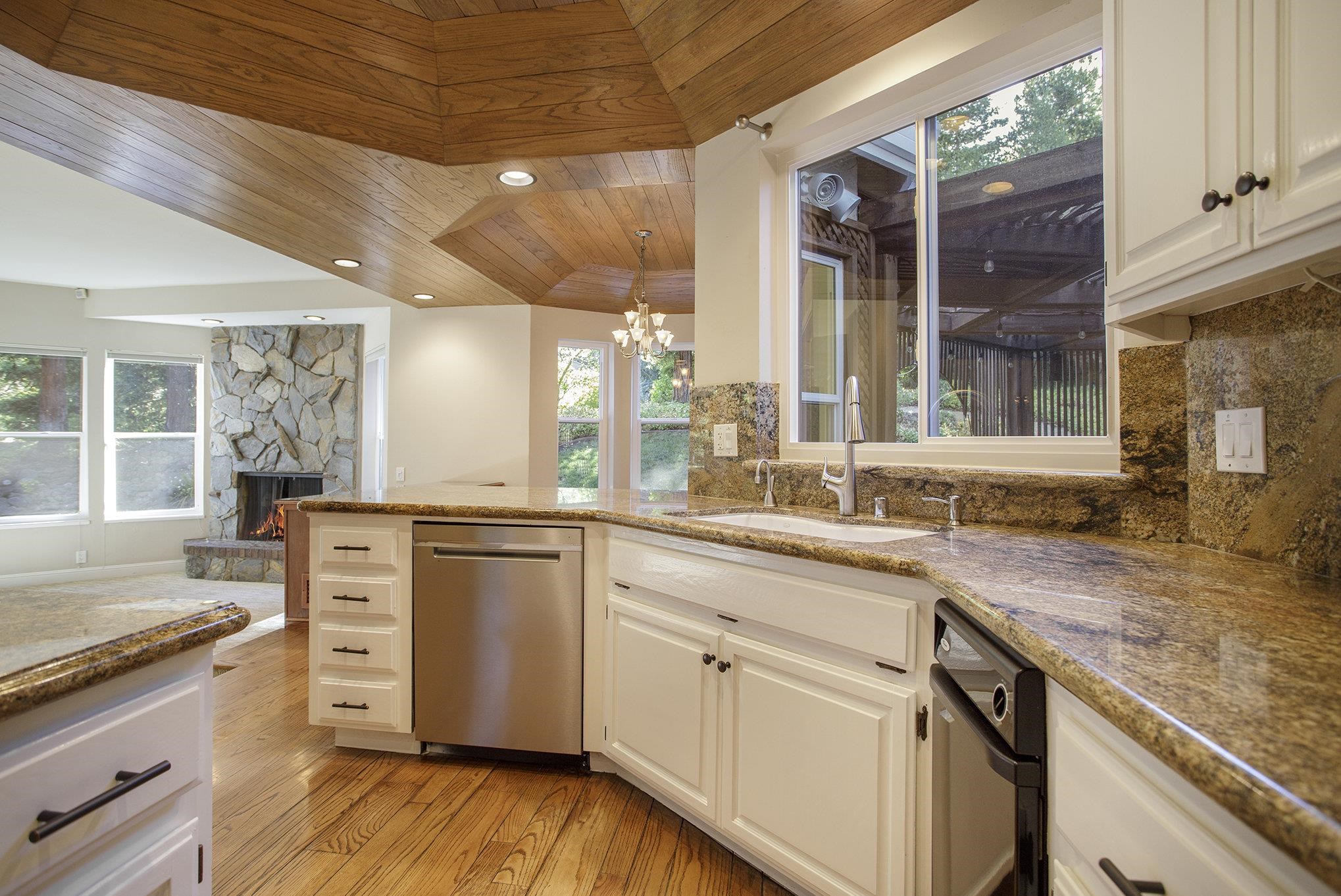 Detail Gallery Image 13 of 40 For 3 Blackhawk Club Ct, Danville,  CA 94506 - 3 Beds | 2/1 Baths