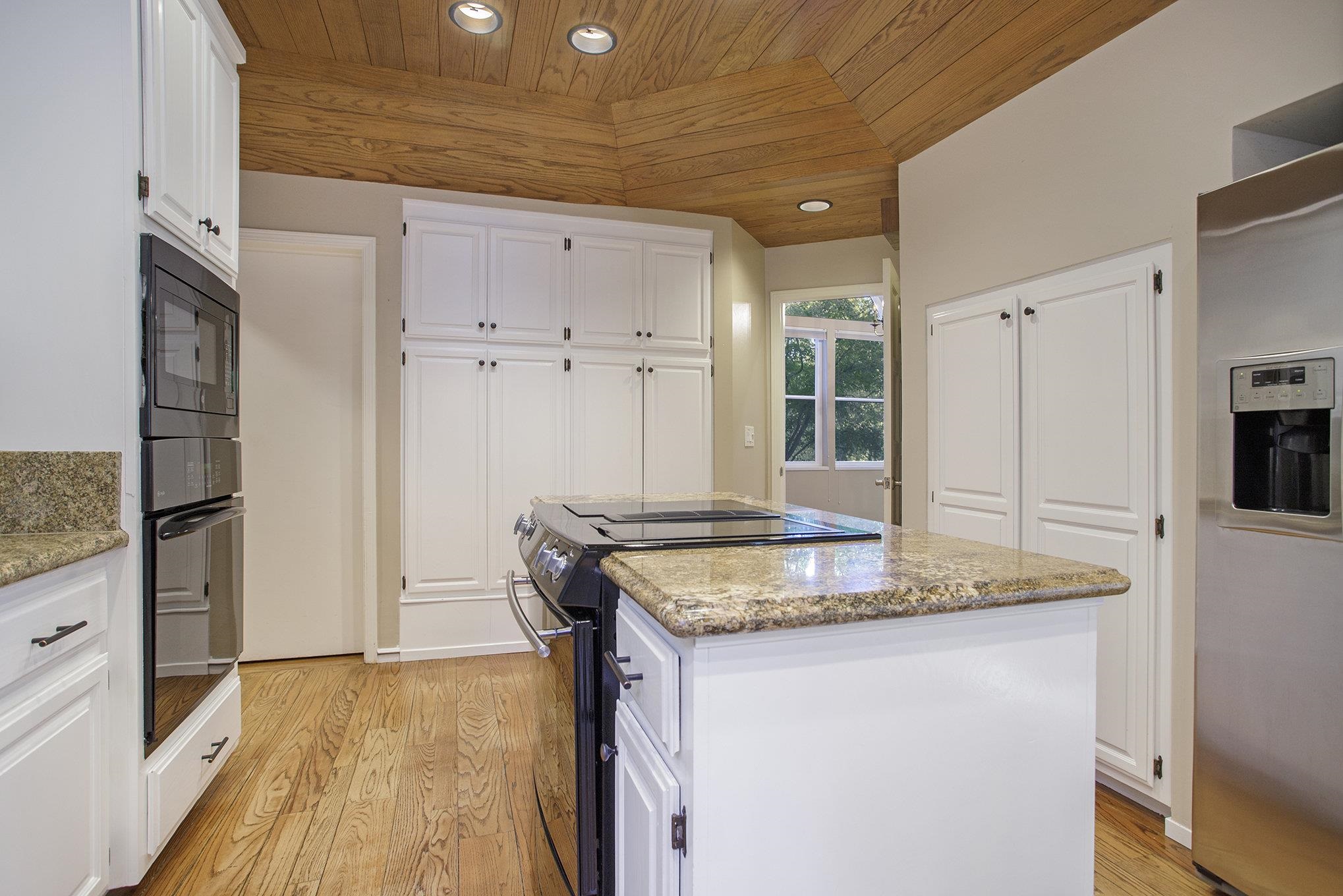 Detail Gallery Image 14 of 40 For 3 Blackhawk Club Ct, Danville,  CA 94506 - 3 Beds | 2/1 Baths