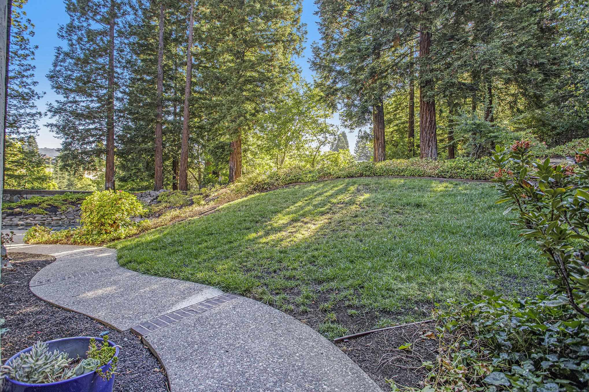 Detail Gallery Image 35 of 40 For 3 Blackhawk Club Ct, Danville,  CA 94506 - 3 Beds | 2/1 Baths