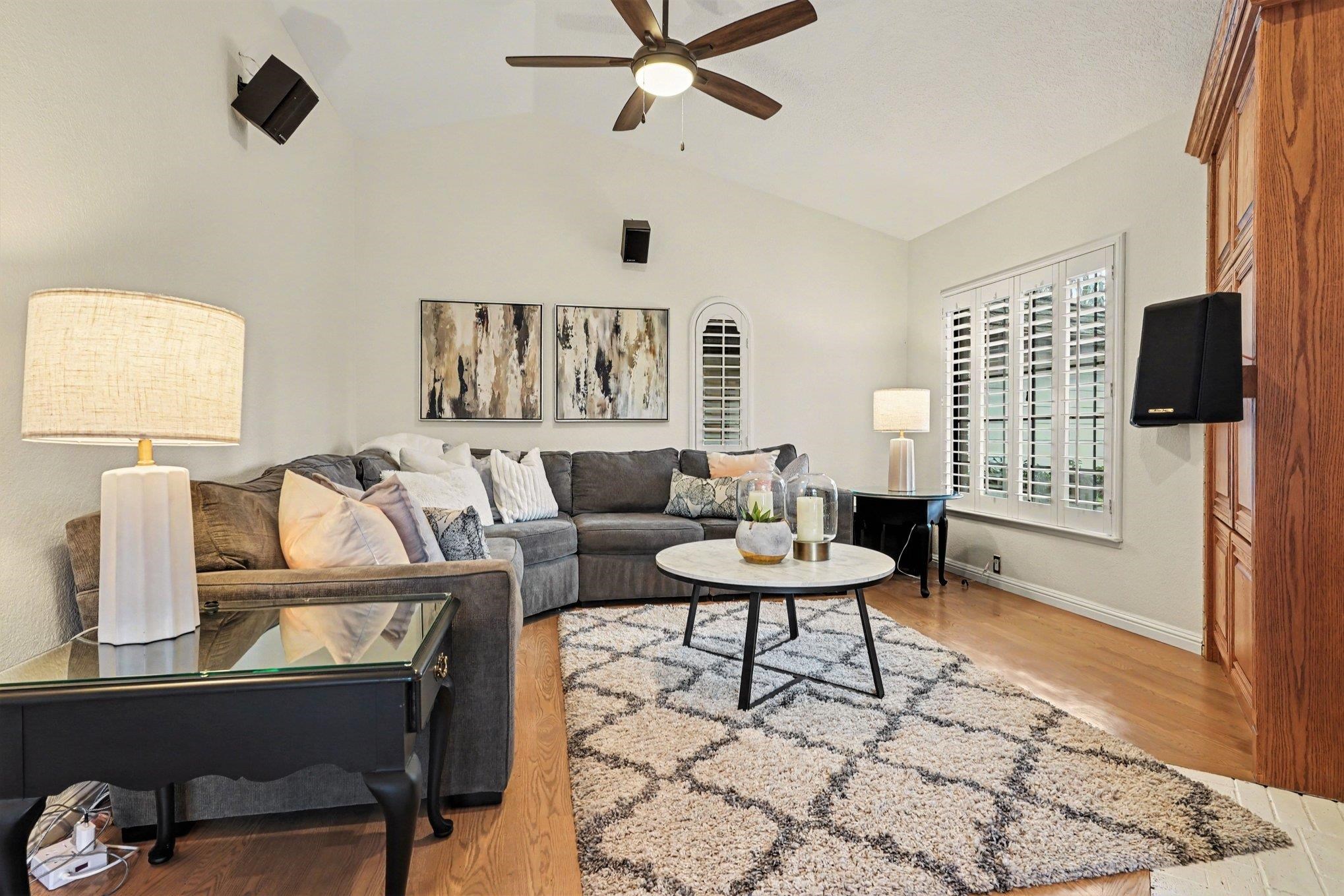 Detail Gallery Image 16 of 50 For 5102 Blackhawk Dr, Danville,  CA 94506 - 4 Beds | 2/1 Baths