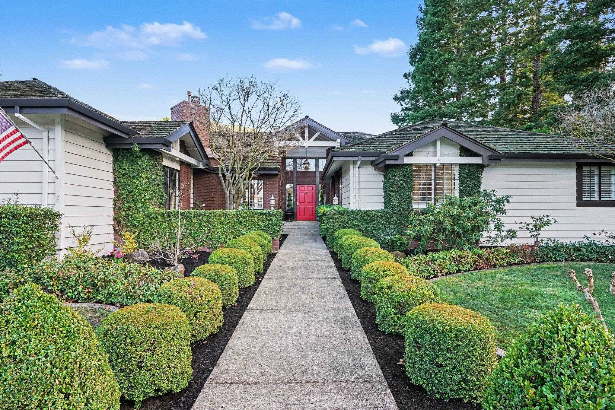 Detail Gallery Image 3 of 50 For 5102 Blackhawk Dr, Danville,  CA 94506 - 4 Beds | 2/1 Baths