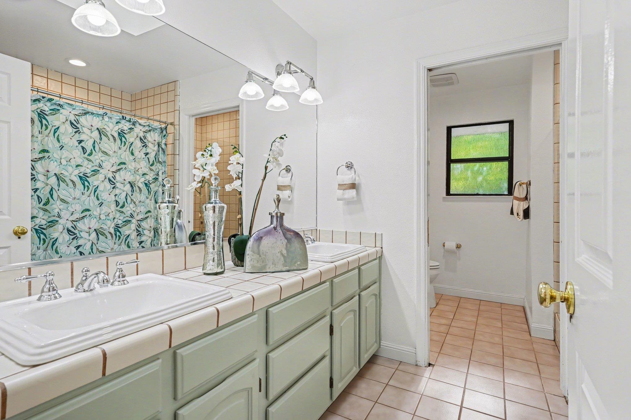 Detail Gallery Image 27 of 50 For 5102 Blackhawk Dr, Danville,  CA 94506 - 4 Beds | 2/1 Baths