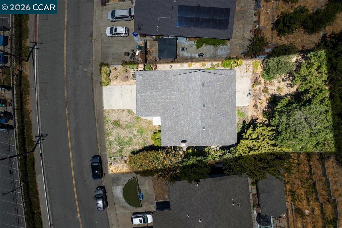 Detail Gallery Image 42 of 47 For 1566 Mann Dr, Pinole,  CA 94564 - 3 Beds | 2 Baths