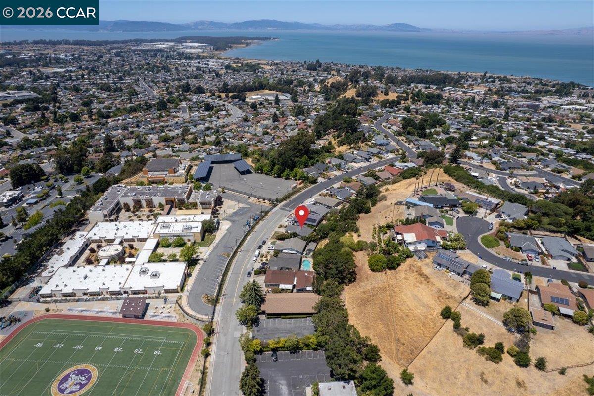 Detail Gallery Image 45 of 47 For 1566 Mann Dr, Pinole,  CA 94564 - 3 Beds | 2 Baths