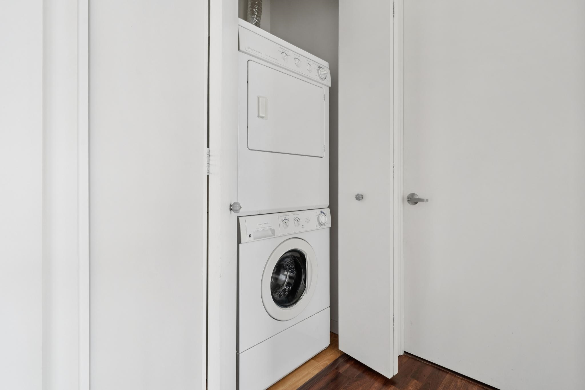 Photo #16: 41123823 Listing: Photo #16