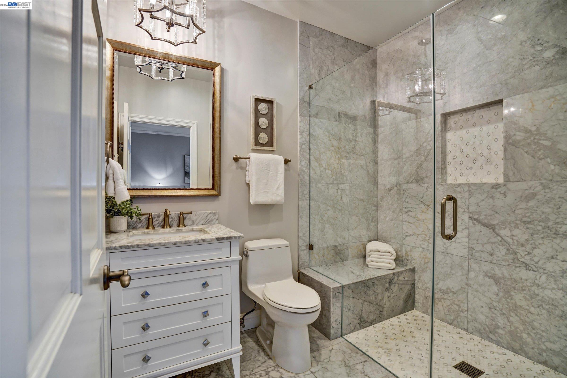 Detail Gallery Image 22 of 58 For 2382 Alameda Diablo, Diablo,  CA 94528 - 6 Beds | 7 Baths