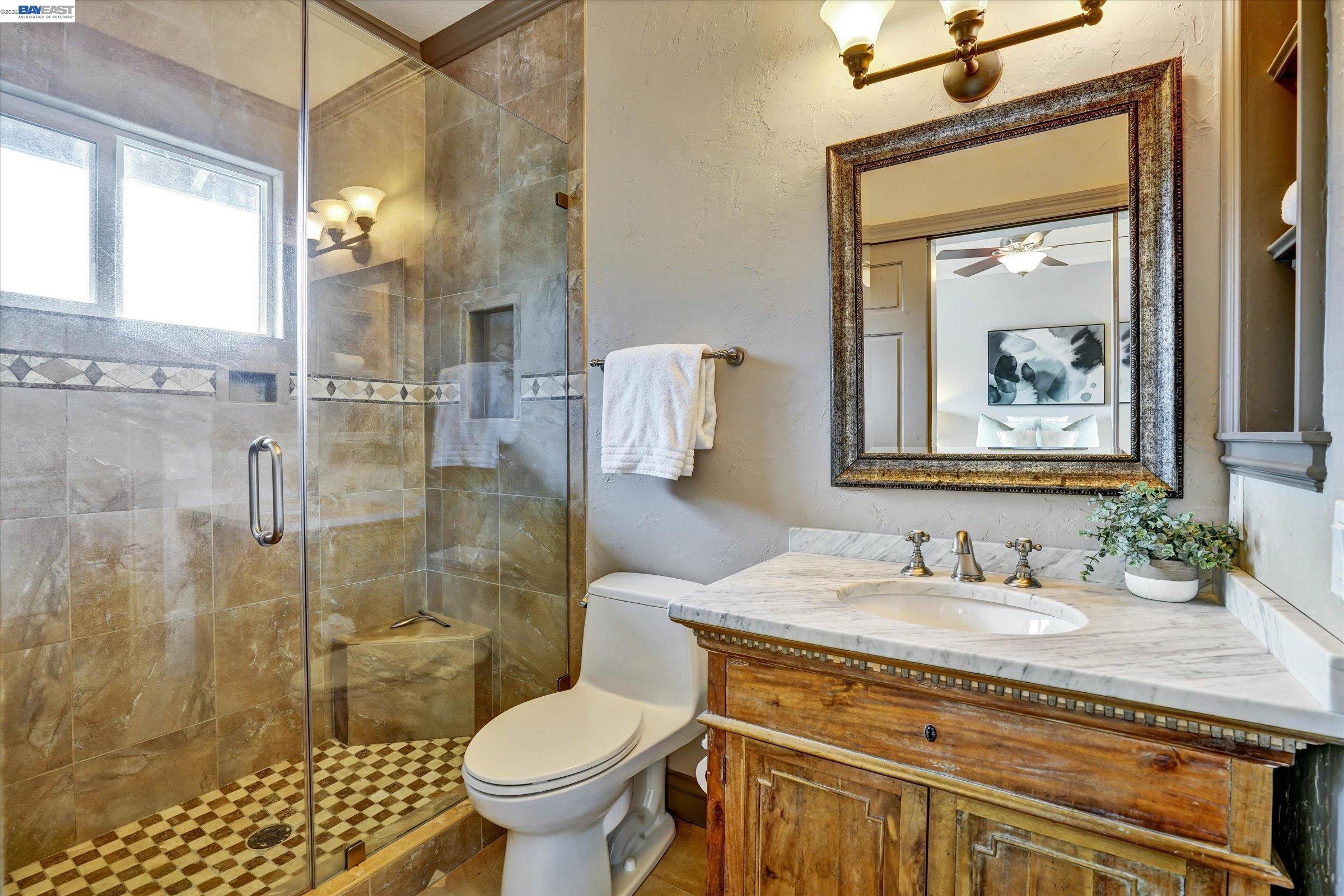 Detail Gallery Image 25 of 58 For 2382 Alameda Diablo, Diablo,  CA 94528 - 6 Beds | 7 Baths