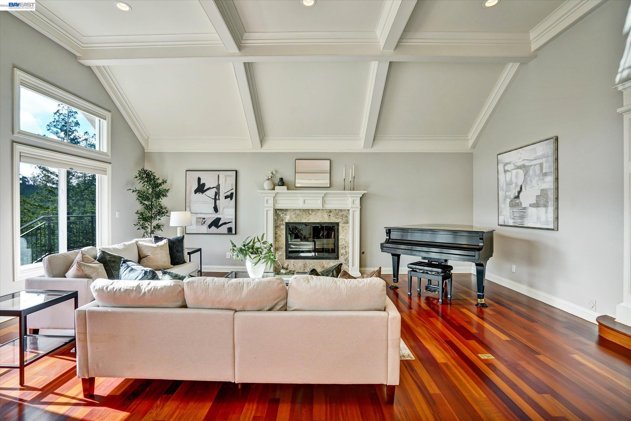 Detail Gallery Image 4 of 58 For 2382 Alameda Diablo, Diablo,  CA 94528 - 6 Beds | 7 Baths