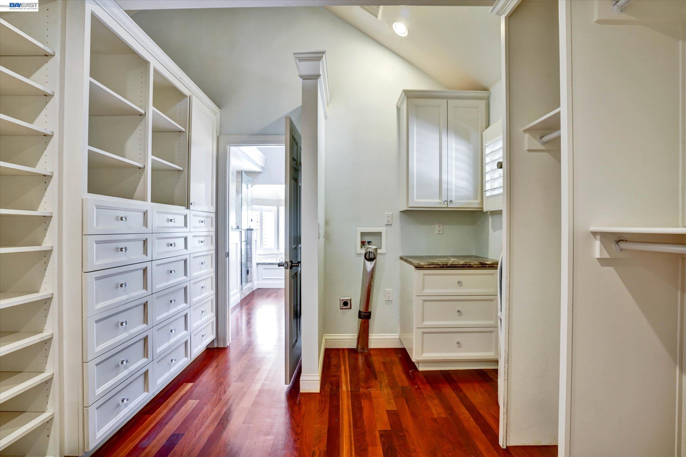 Detail Gallery Image 34 of 58 For 2382 Alameda Diablo, Diablo,  CA 94528 - 6 Beds | 7 Baths