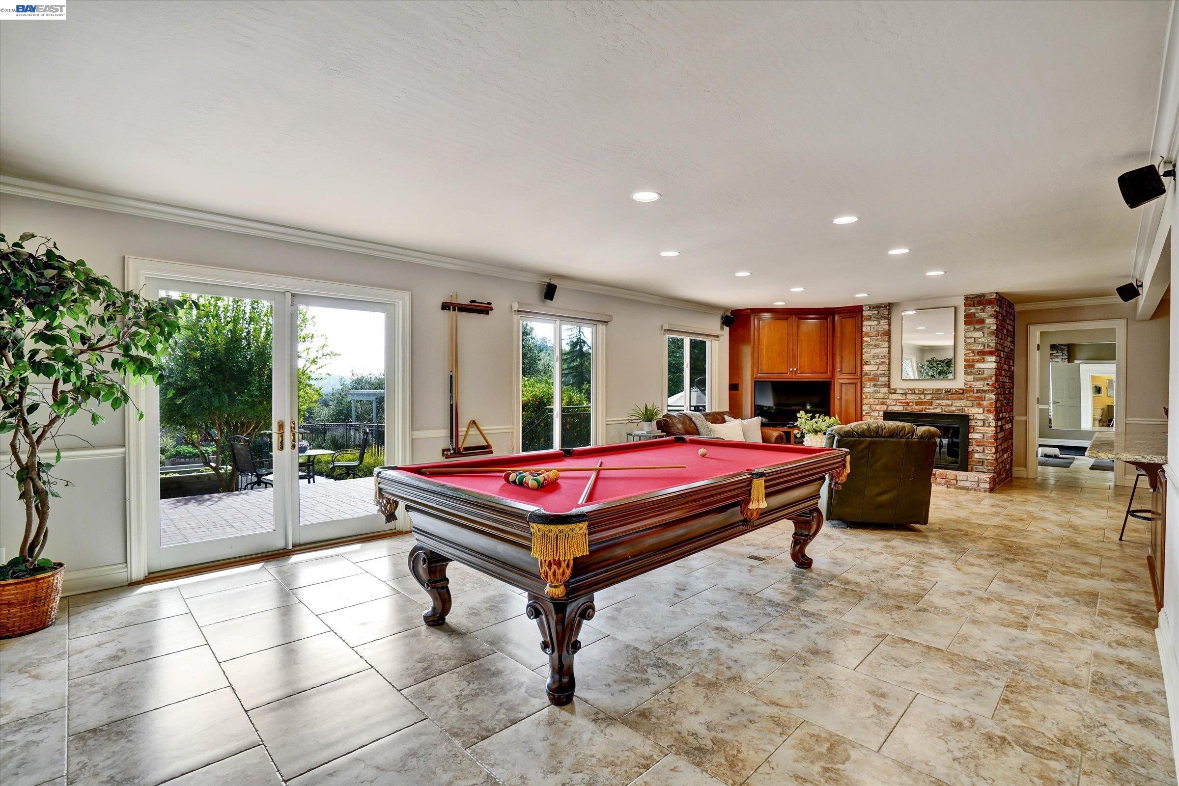 Detail Gallery Image 39 of 58 For 2382 Alameda Diablo, Diablo,  CA 94528 - 6 Beds | 7 Baths