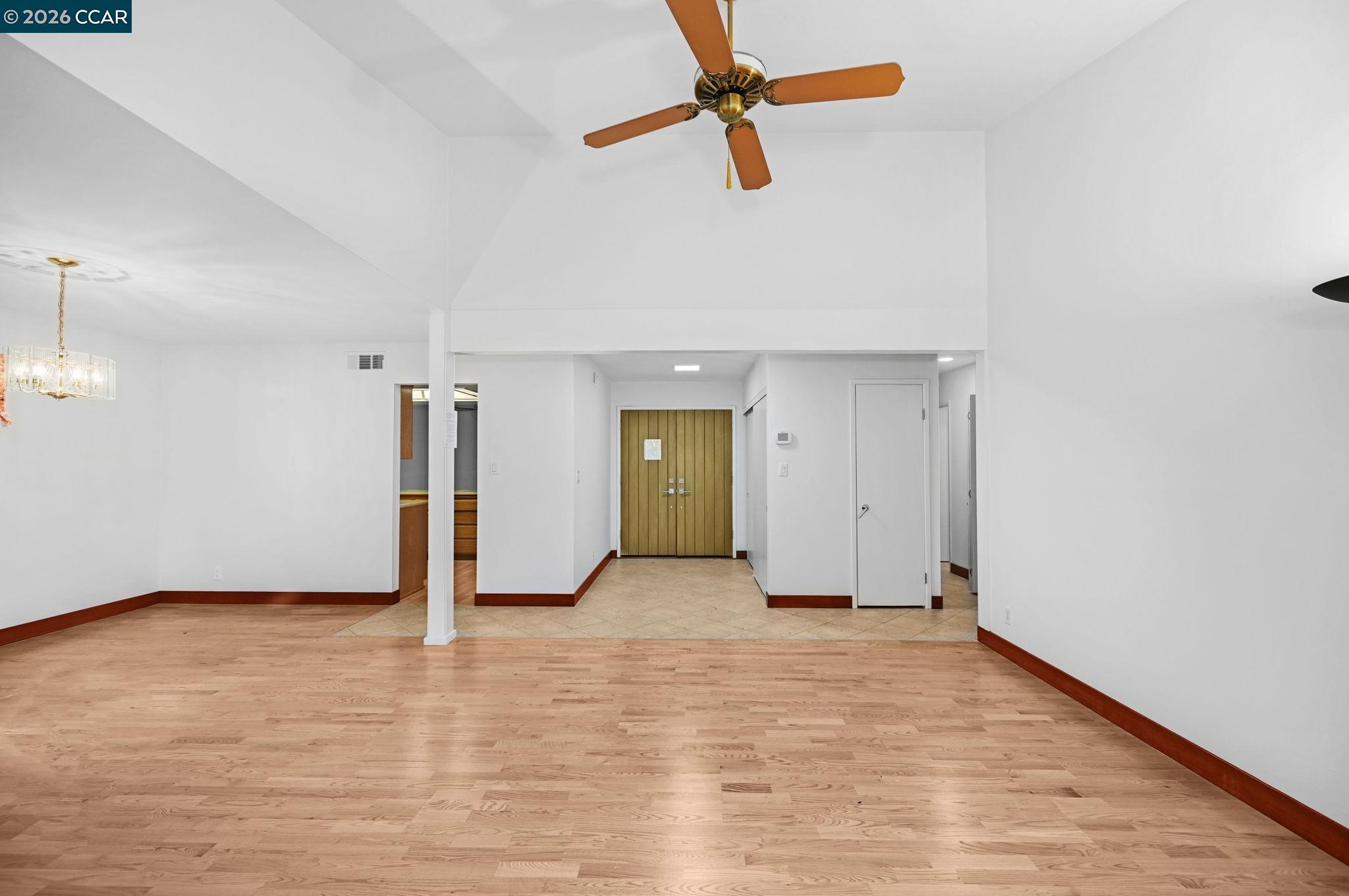 Detail Gallery Image 5 of 36 For 2110 Cactus Ct #6,  Walnut Creek,  CA 94595 - 2 Beds | 2 Baths