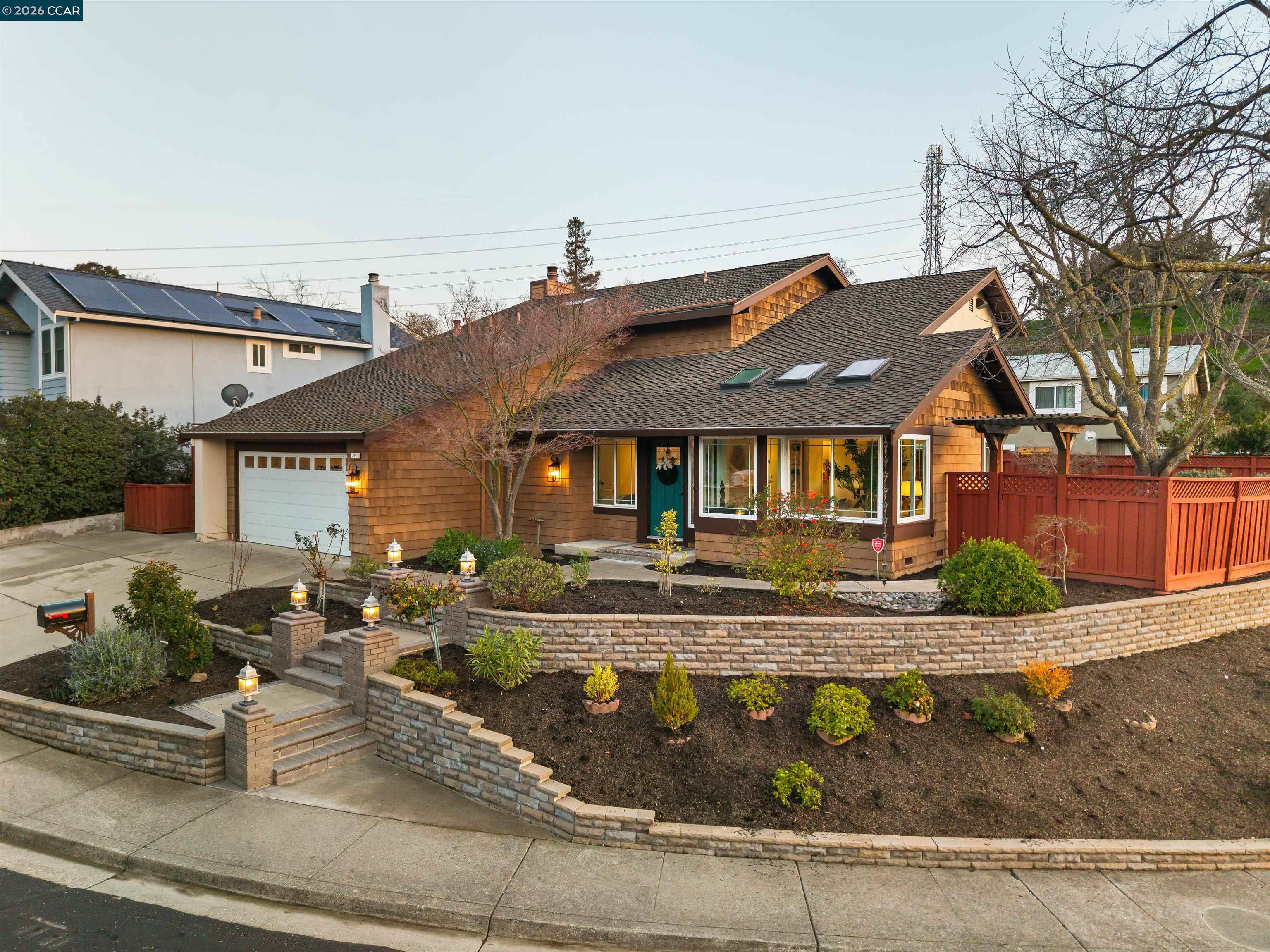 Front Image Thumbnail for CC41123832