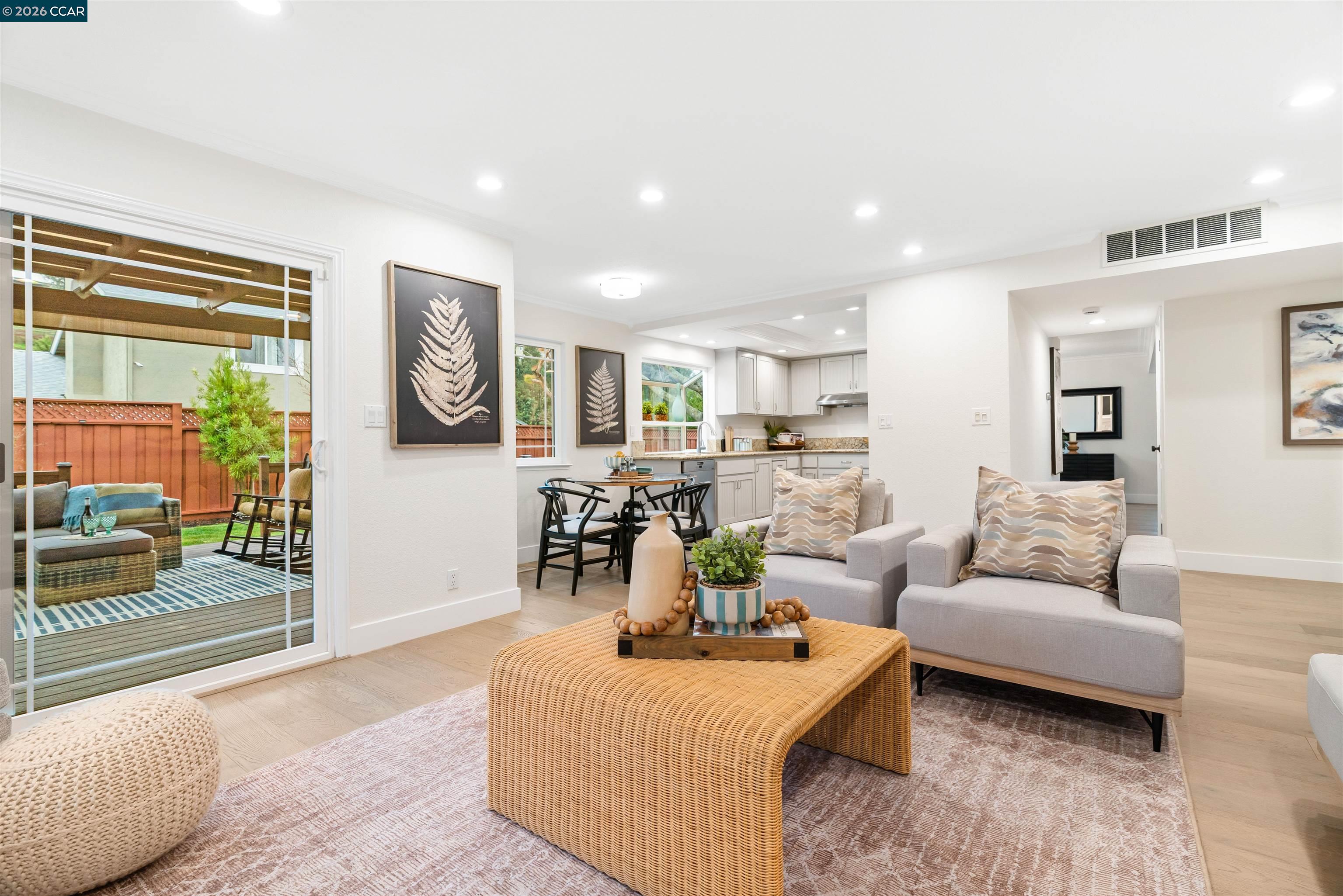 Detail Gallery Image 25 of 60 For 224 Briar Dr, Martinez,  CA 94553 - 4 Beds | 3 Baths