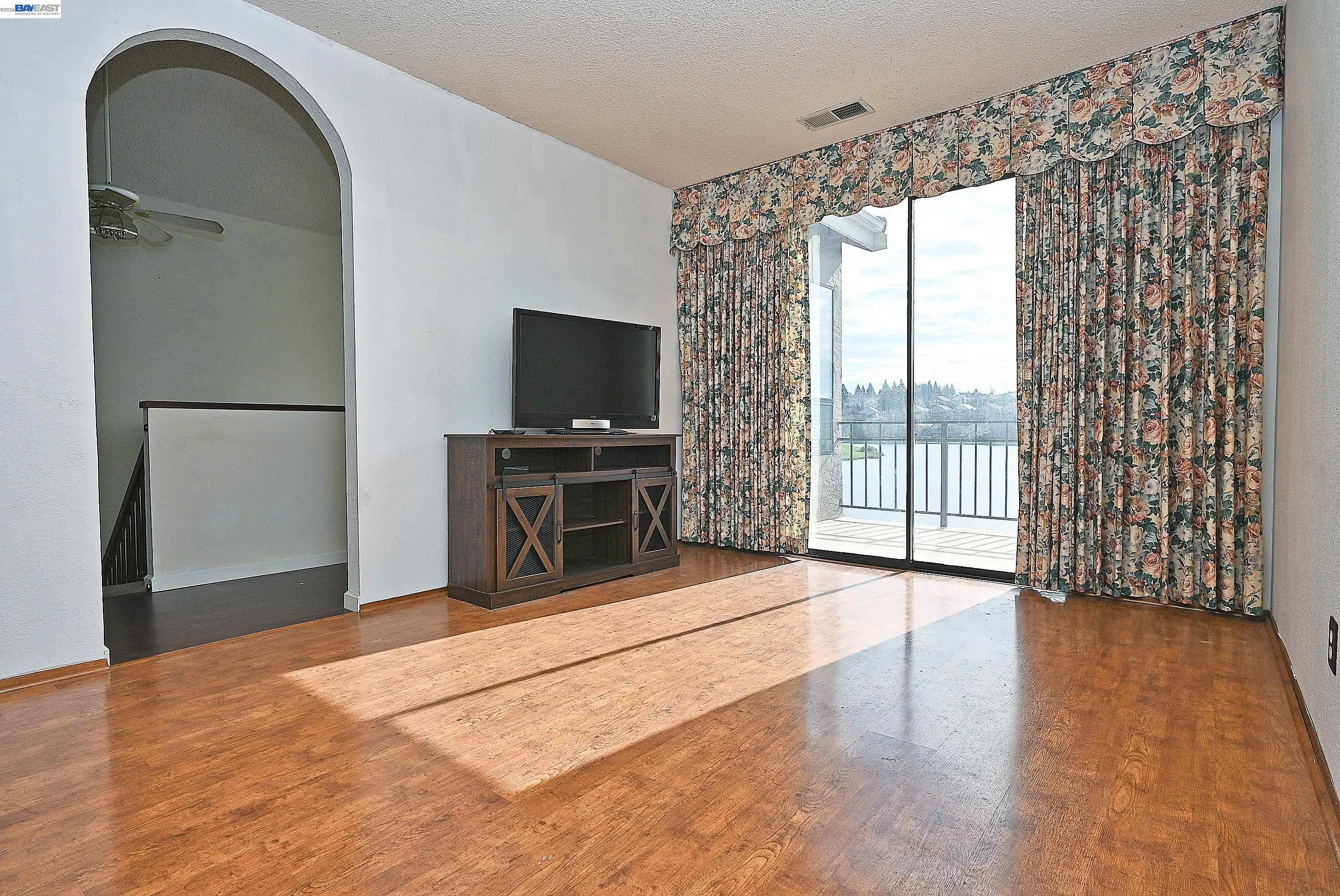 Photo #19: 41123834 Listing: Photo #19