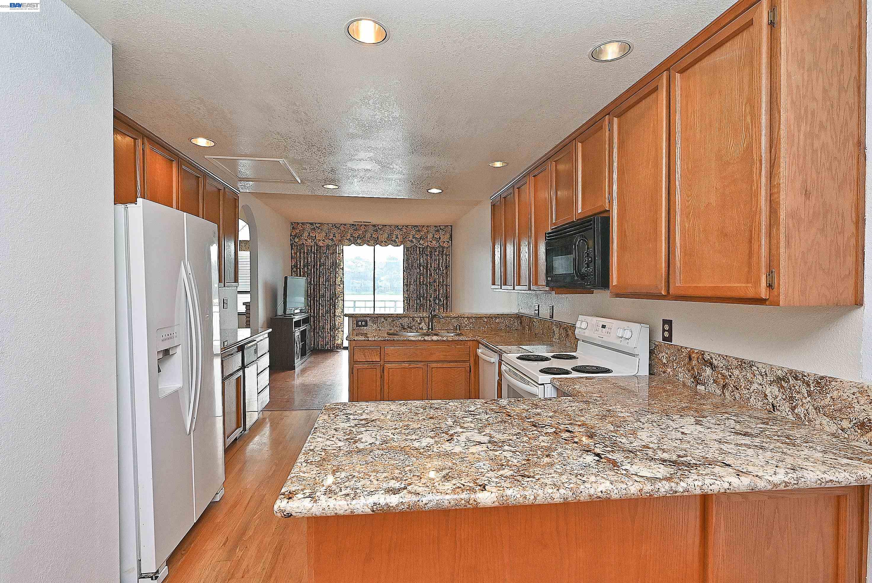 Photo #25: 41123834 Listing: Photo #25