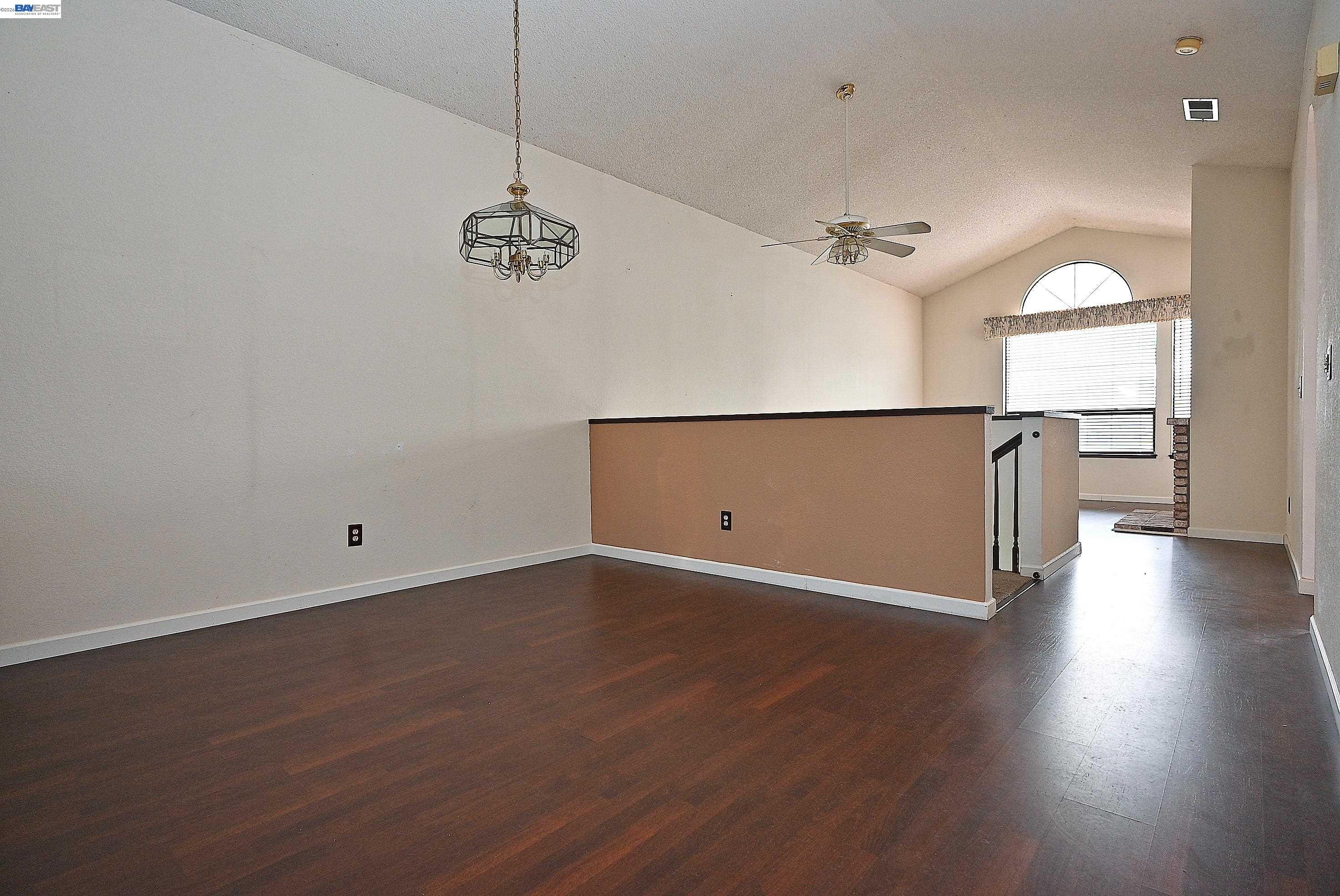 Photo #30: 41123834 Listing: Photo #30