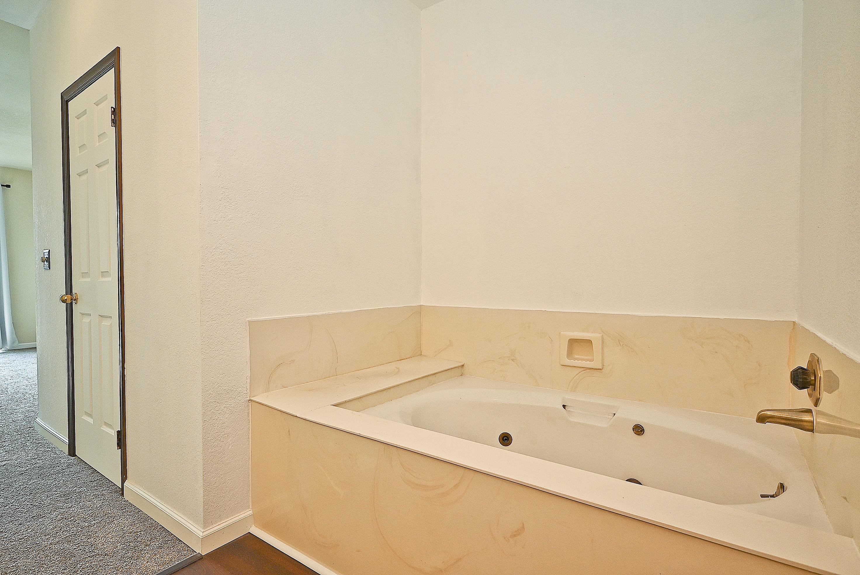 Photo #39: 41123834 Listing: Photo #39