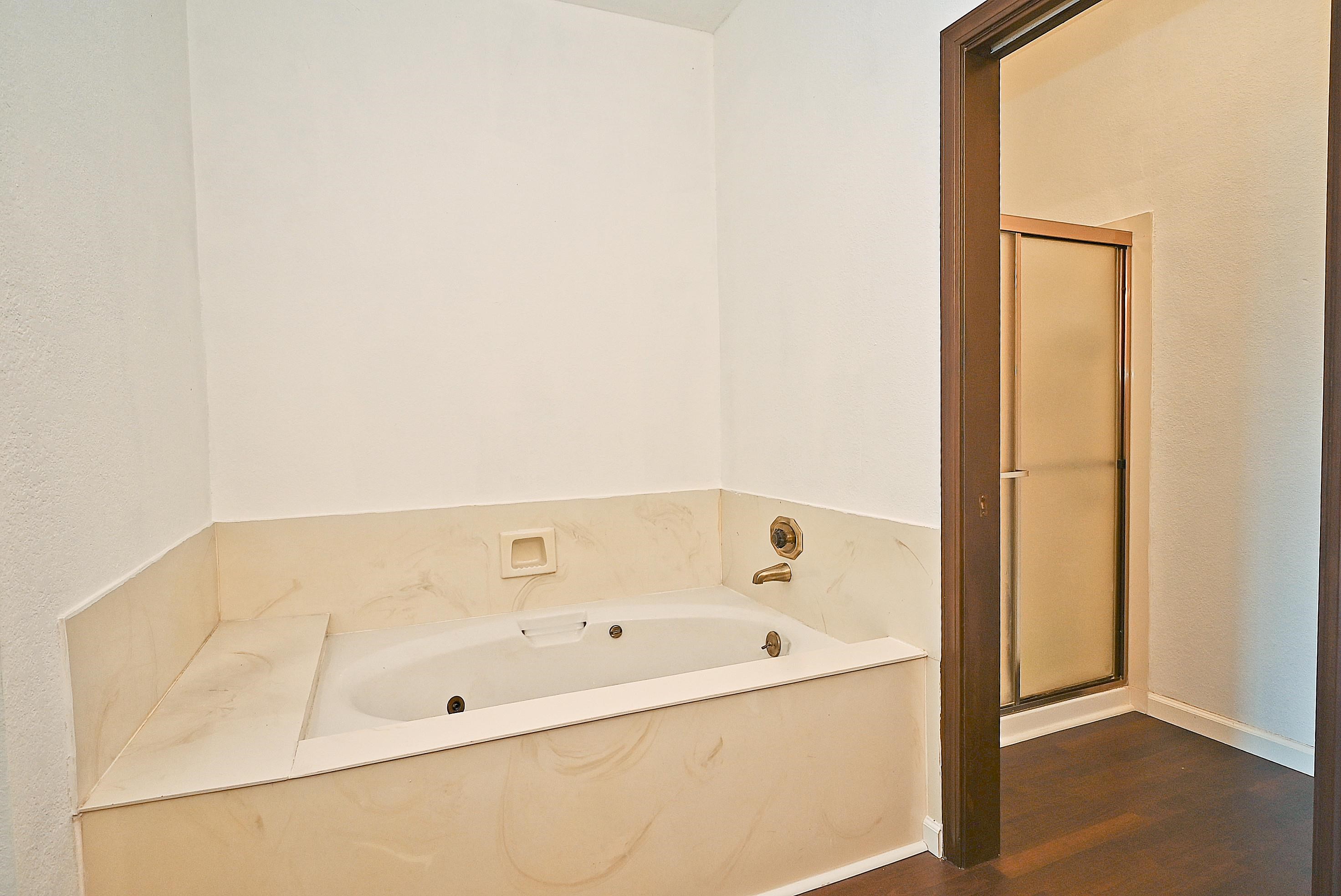 Photo #41: 41123834 Listing: Photo #41