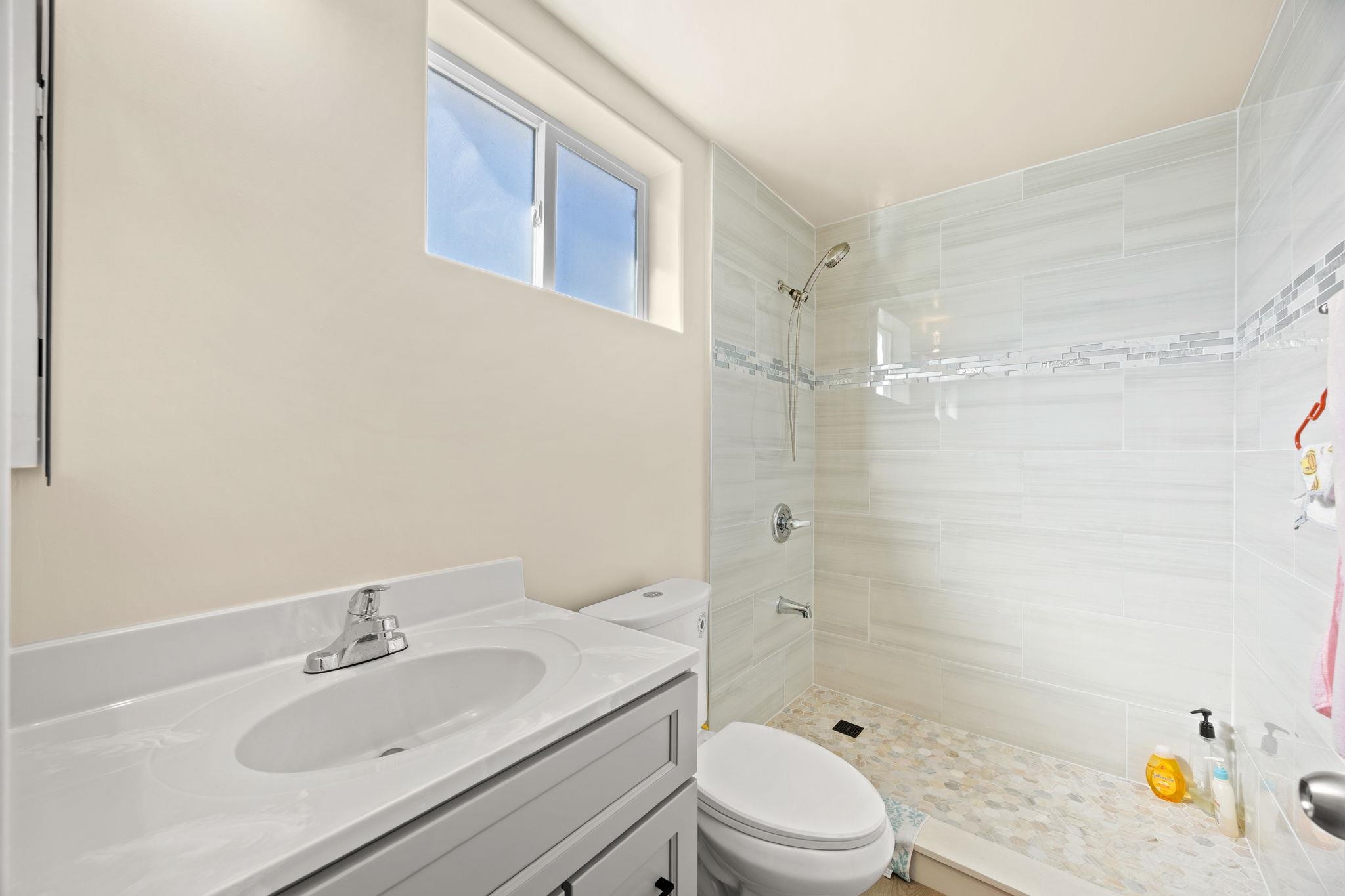 Detail Gallery Image 3 of 10 For 3121 Coolidge Ave, Oakland,  CA 94602 - – Beds | – Baths