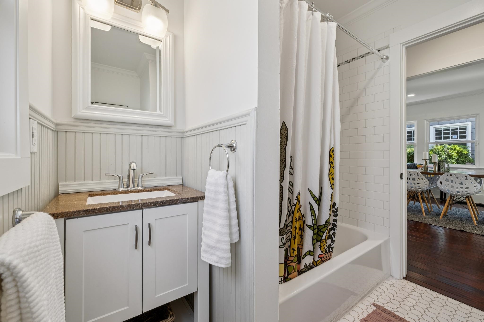 Detail Gallery Image 23 of 41 For 878 57th Street, Oakland,  CA 94608 - 2 Beds | 1 Baths