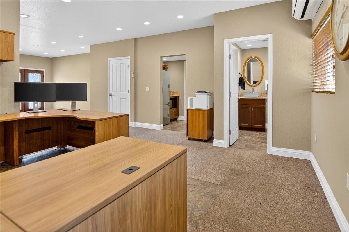 Detail Gallery Image 8 of 21 For 20819 Nunes Ave, Castro Valley,  CA 94546 - – Beds | – Baths